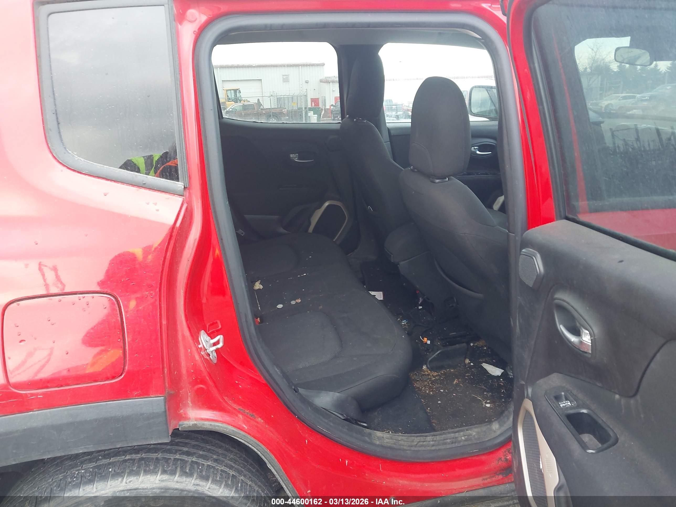 JEEP RENEGADE image 8