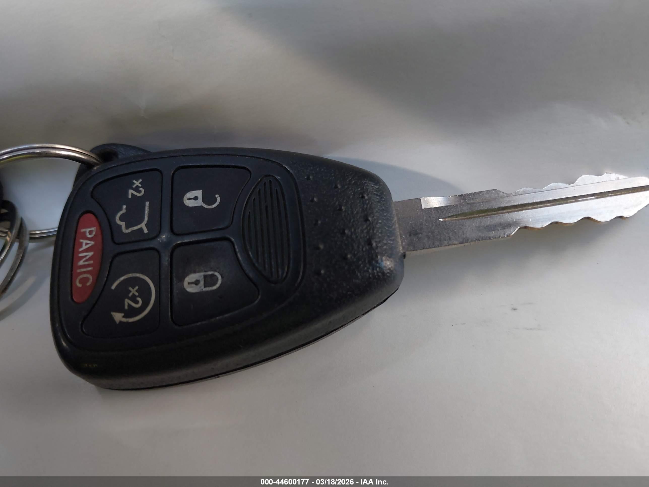 JEEP LIBERTY image 11