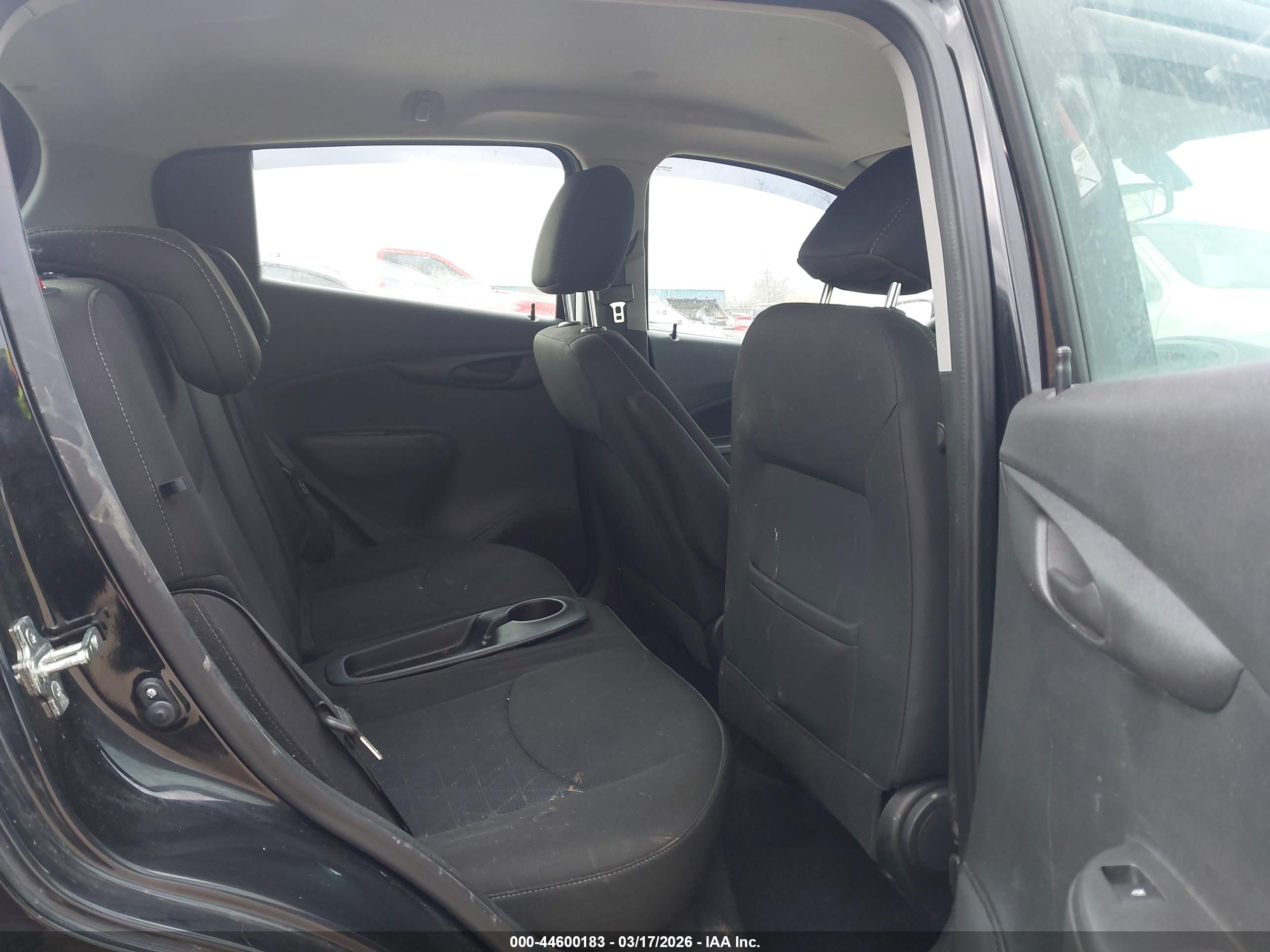 CHEVROLET SPARK image 8