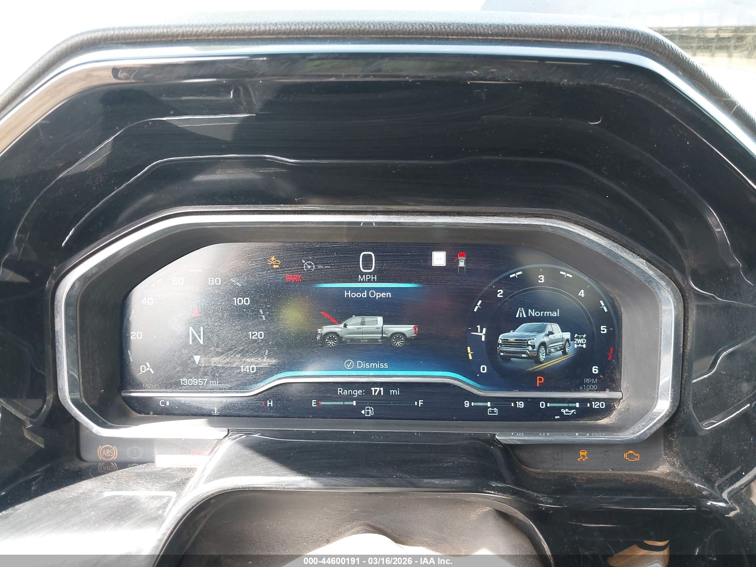 CHEVROLET SILVERADO image 7