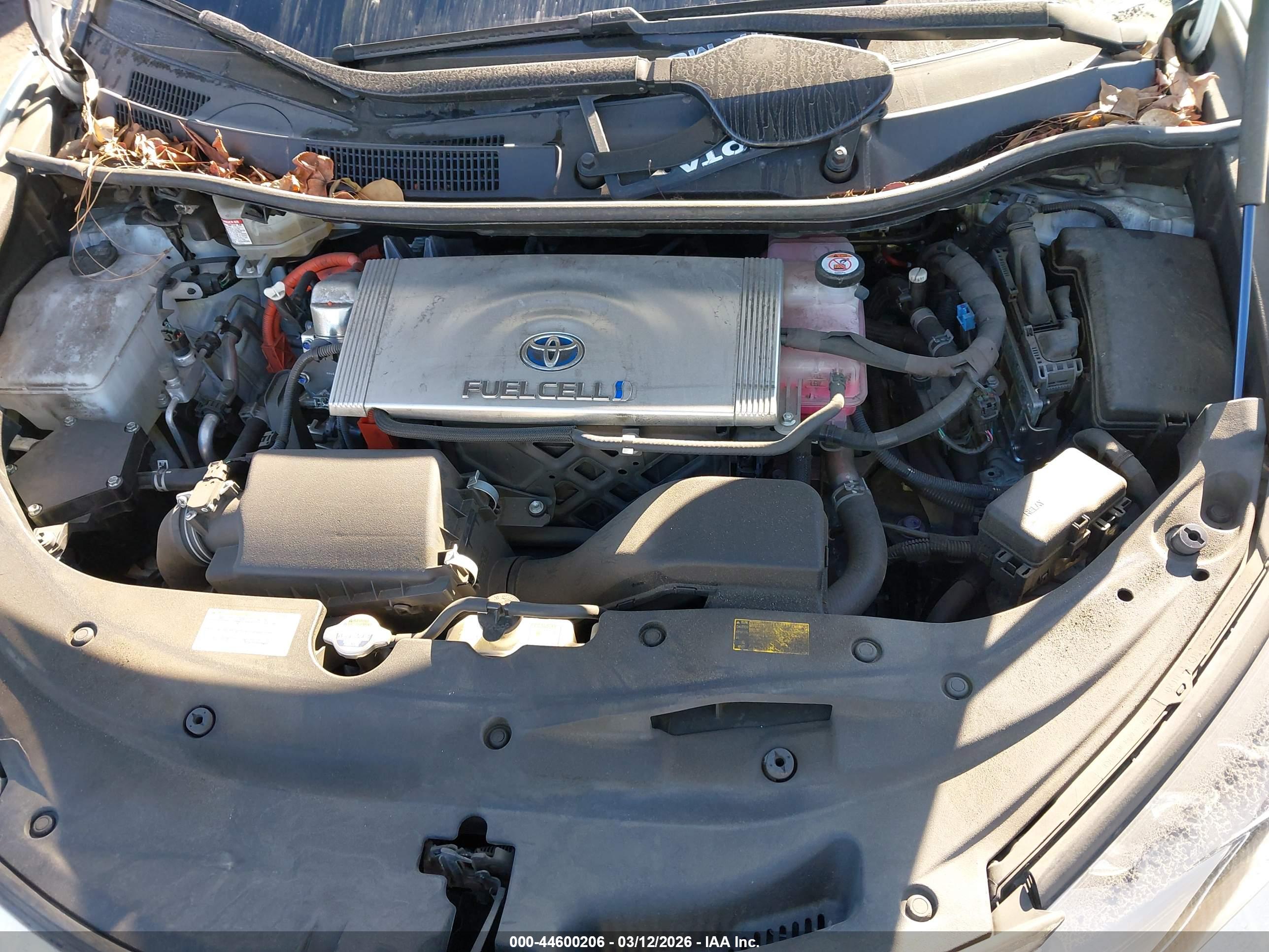 TOYOTA MIRAI image 10