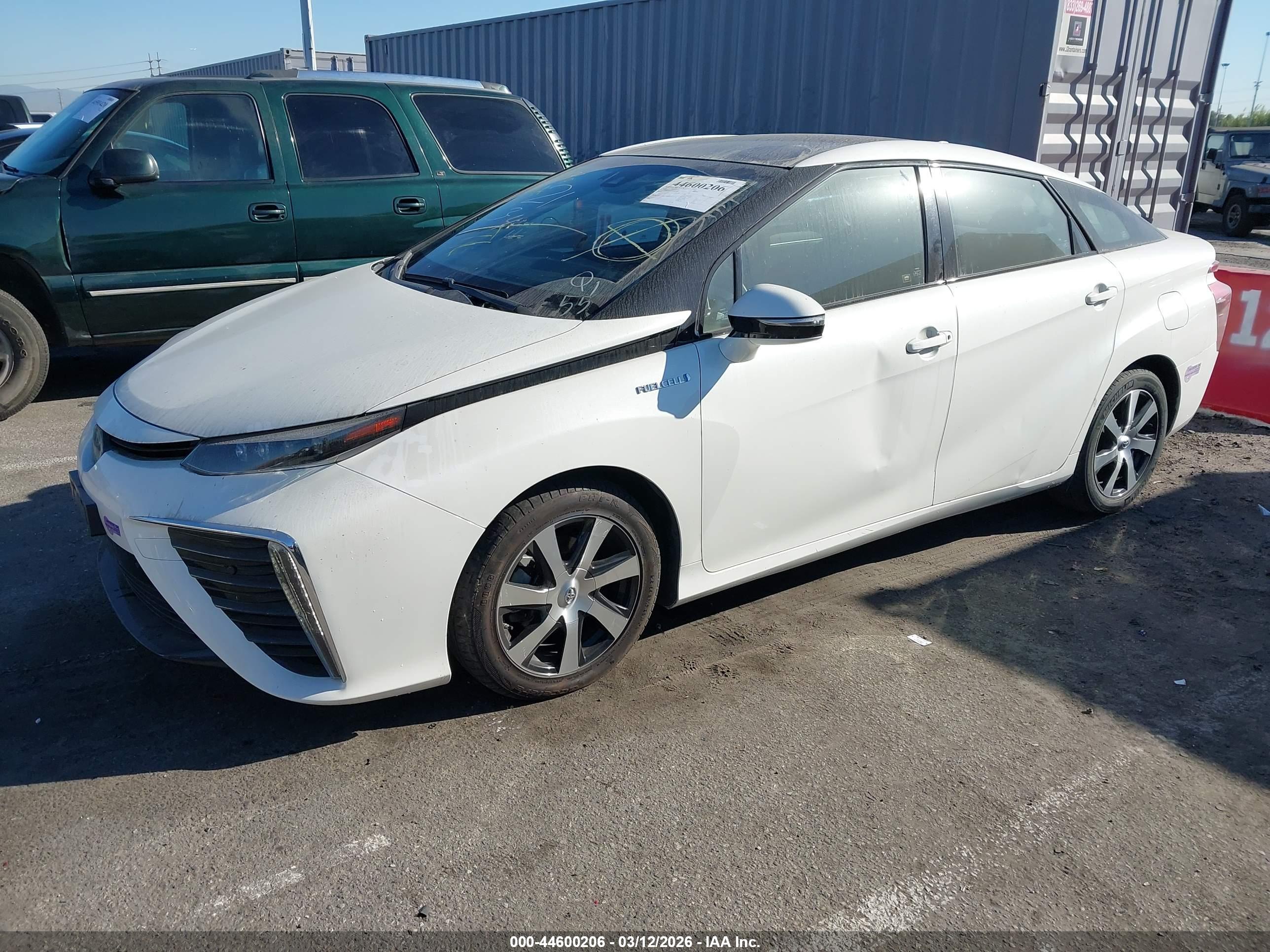 TOYOTA MIRAI image 2
