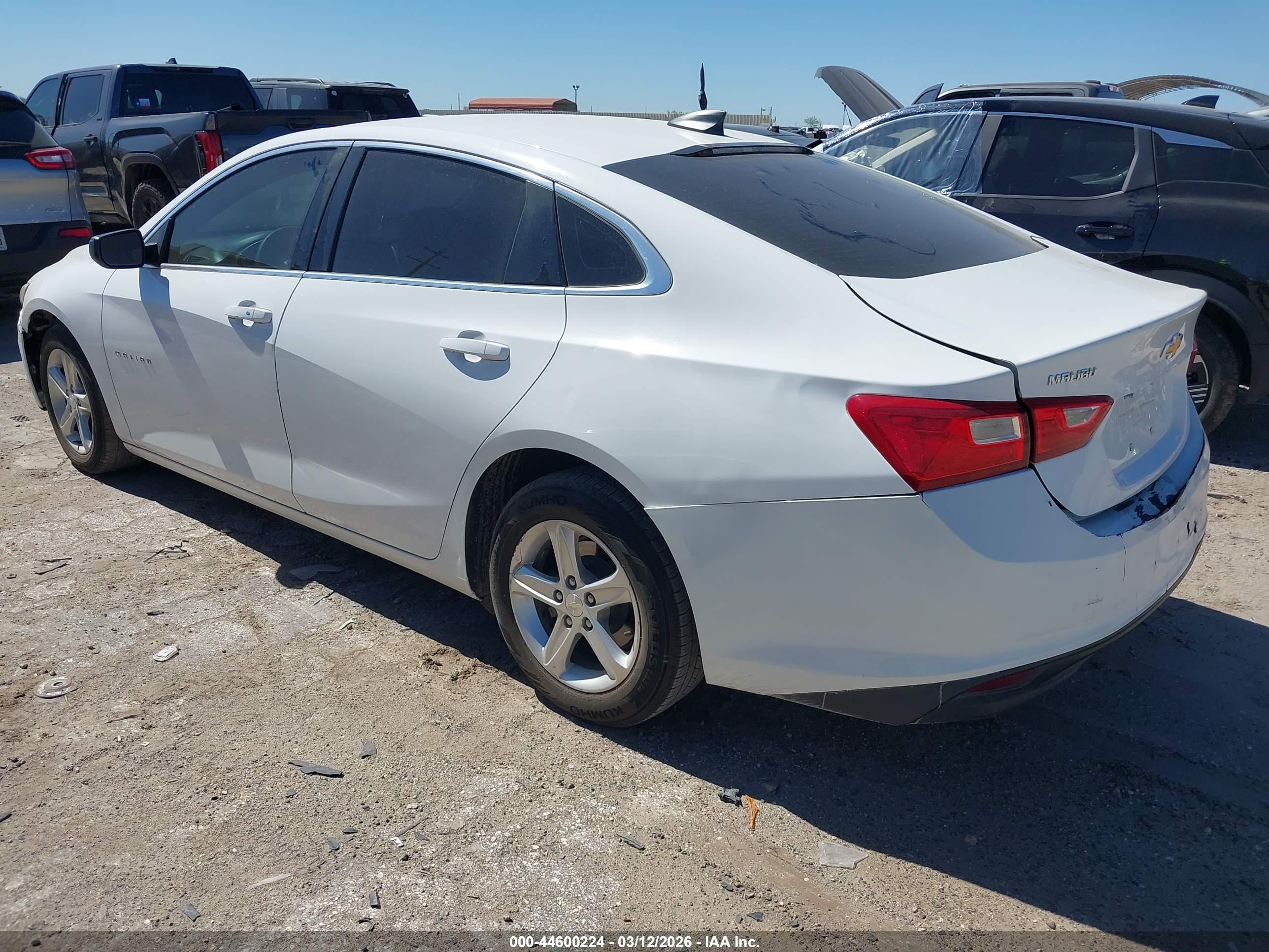 CHEVROLET MALIBU image 3