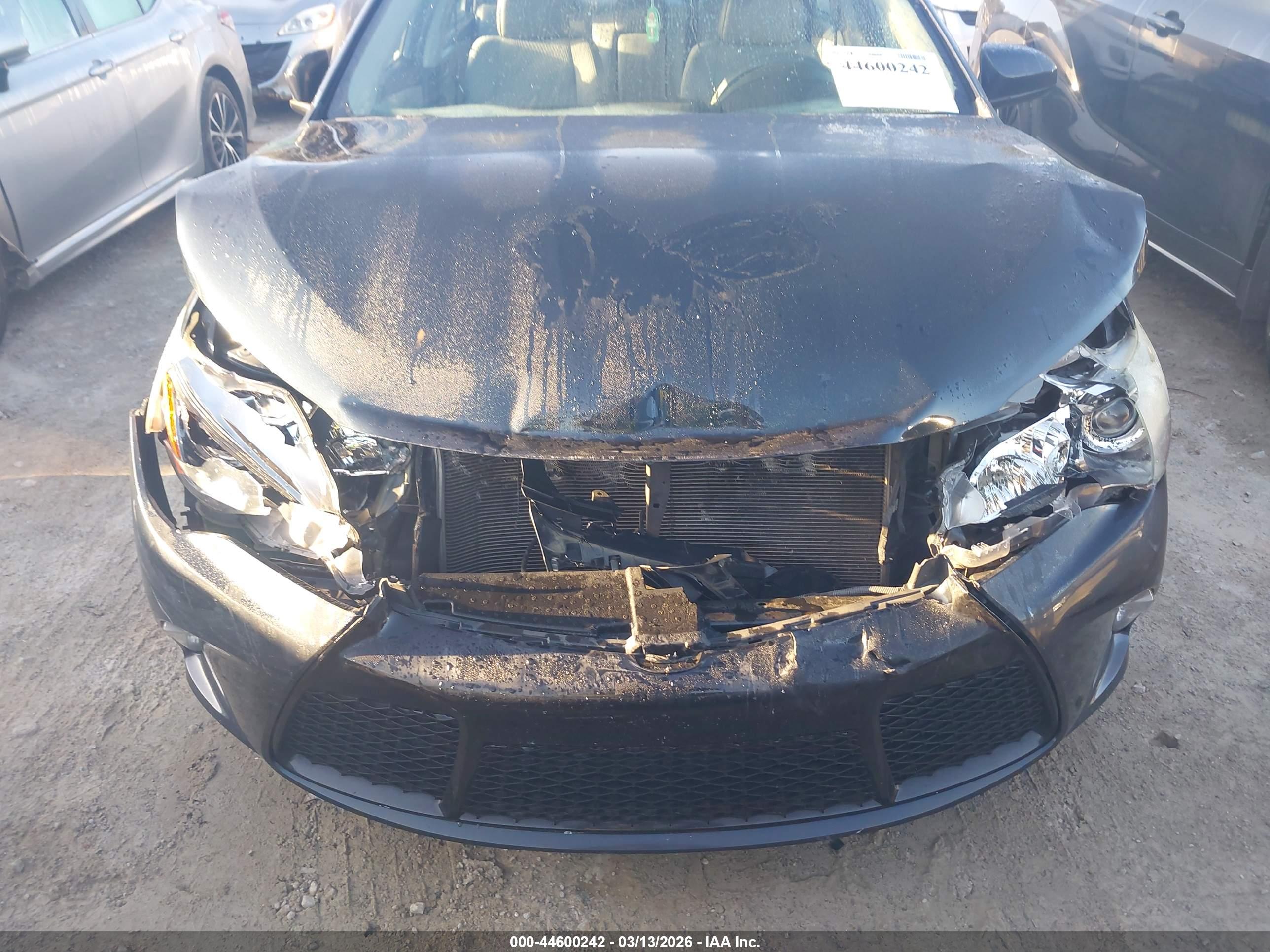 TOYOTA CAMRY image 6