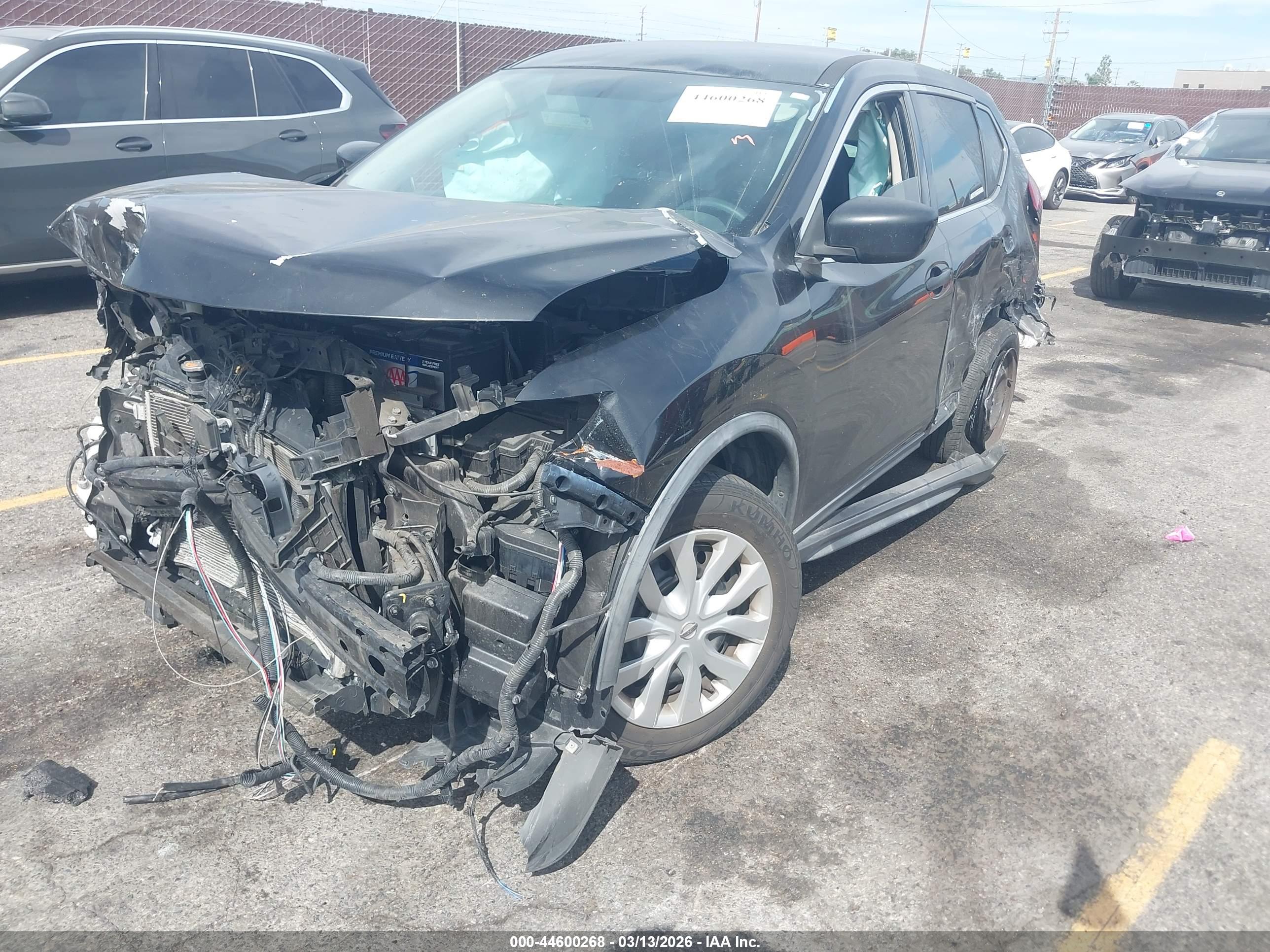 NISSAN ROGUE image 2