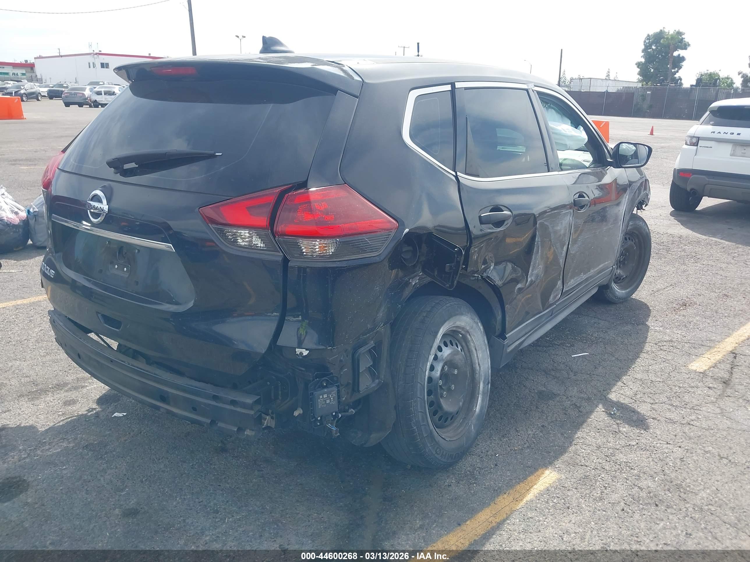 NISSAN ROGUE image 4