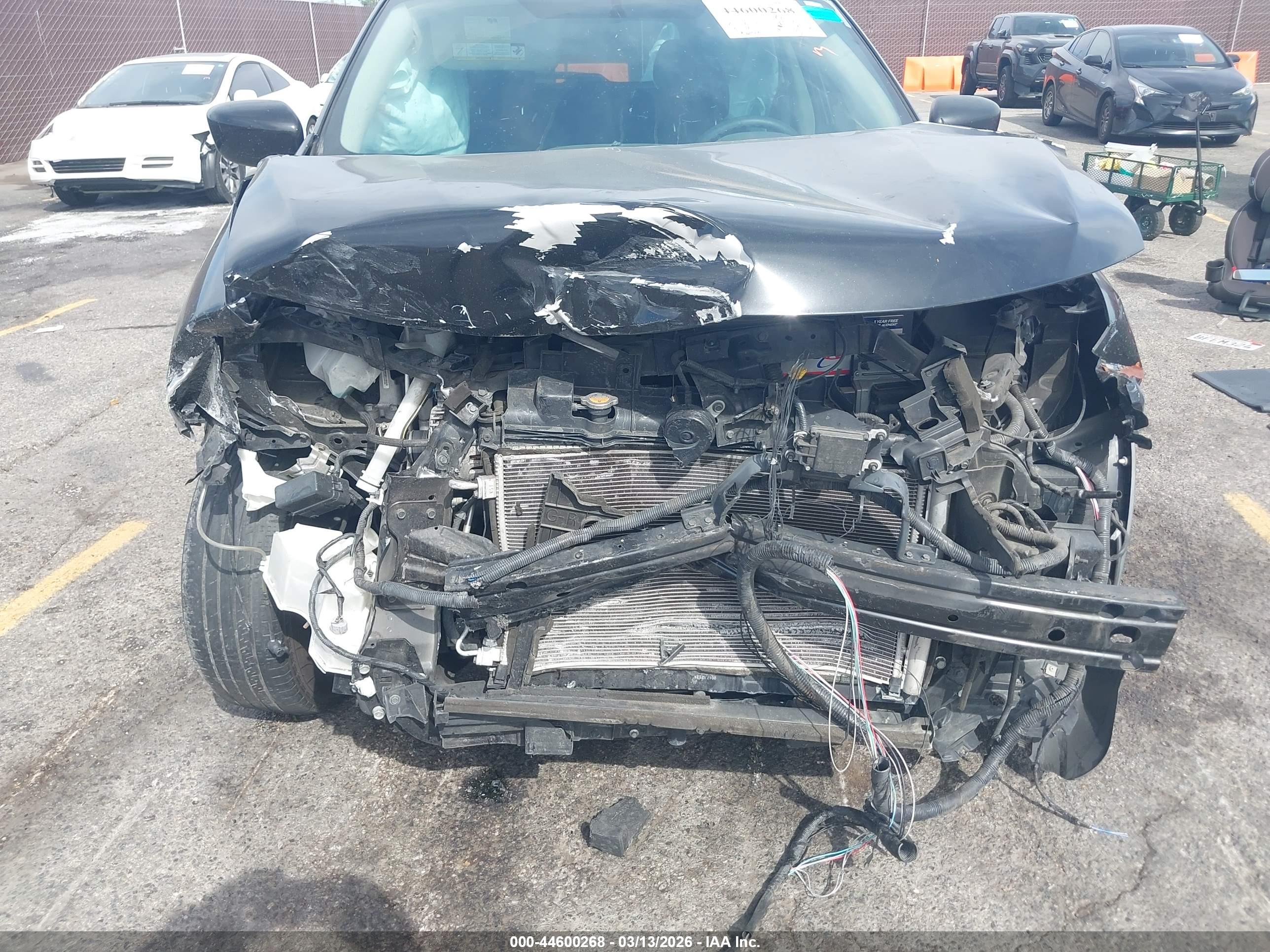 NISSAN ROGUE image 6