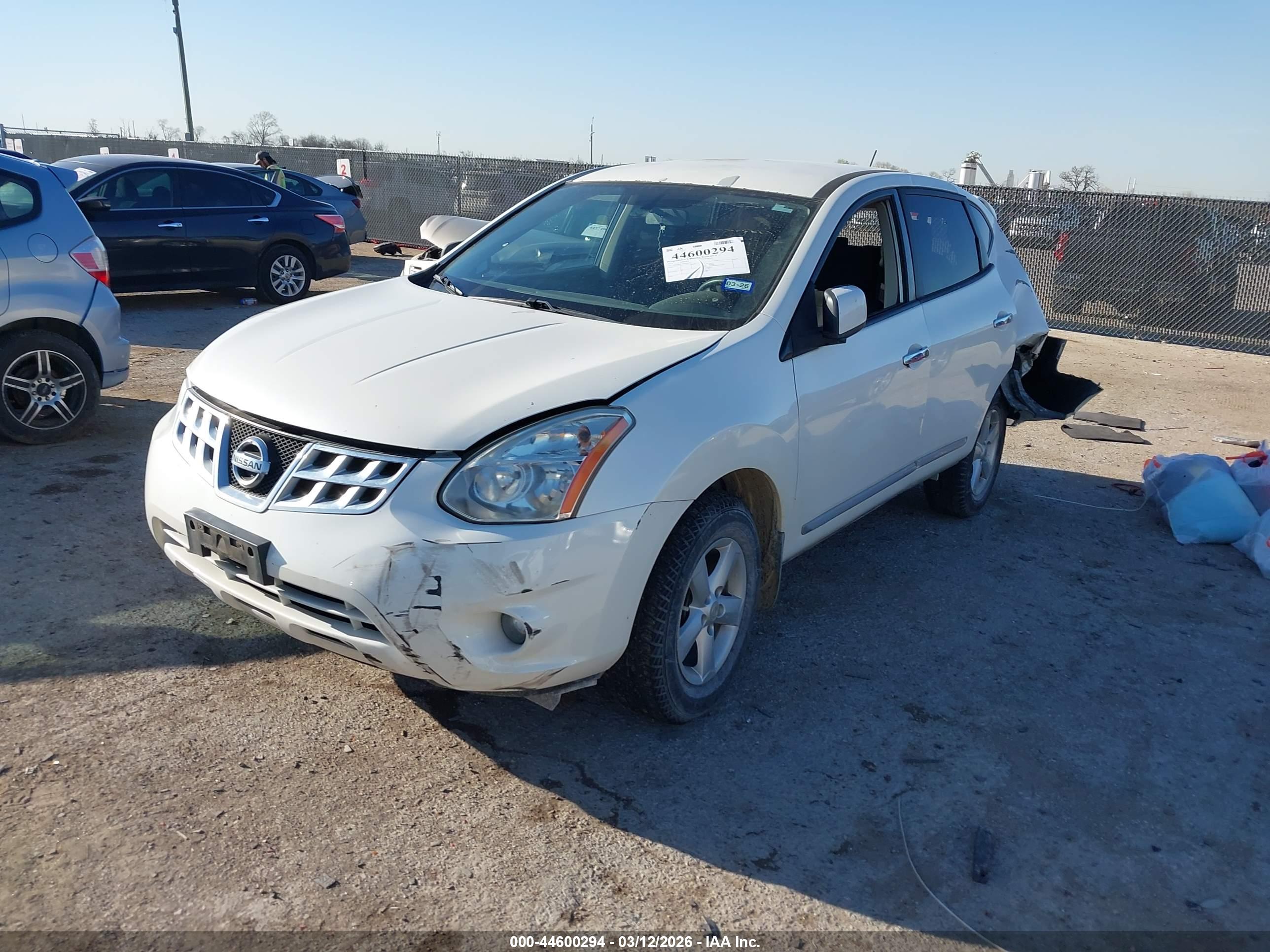 NISSAN ROGUE image 2