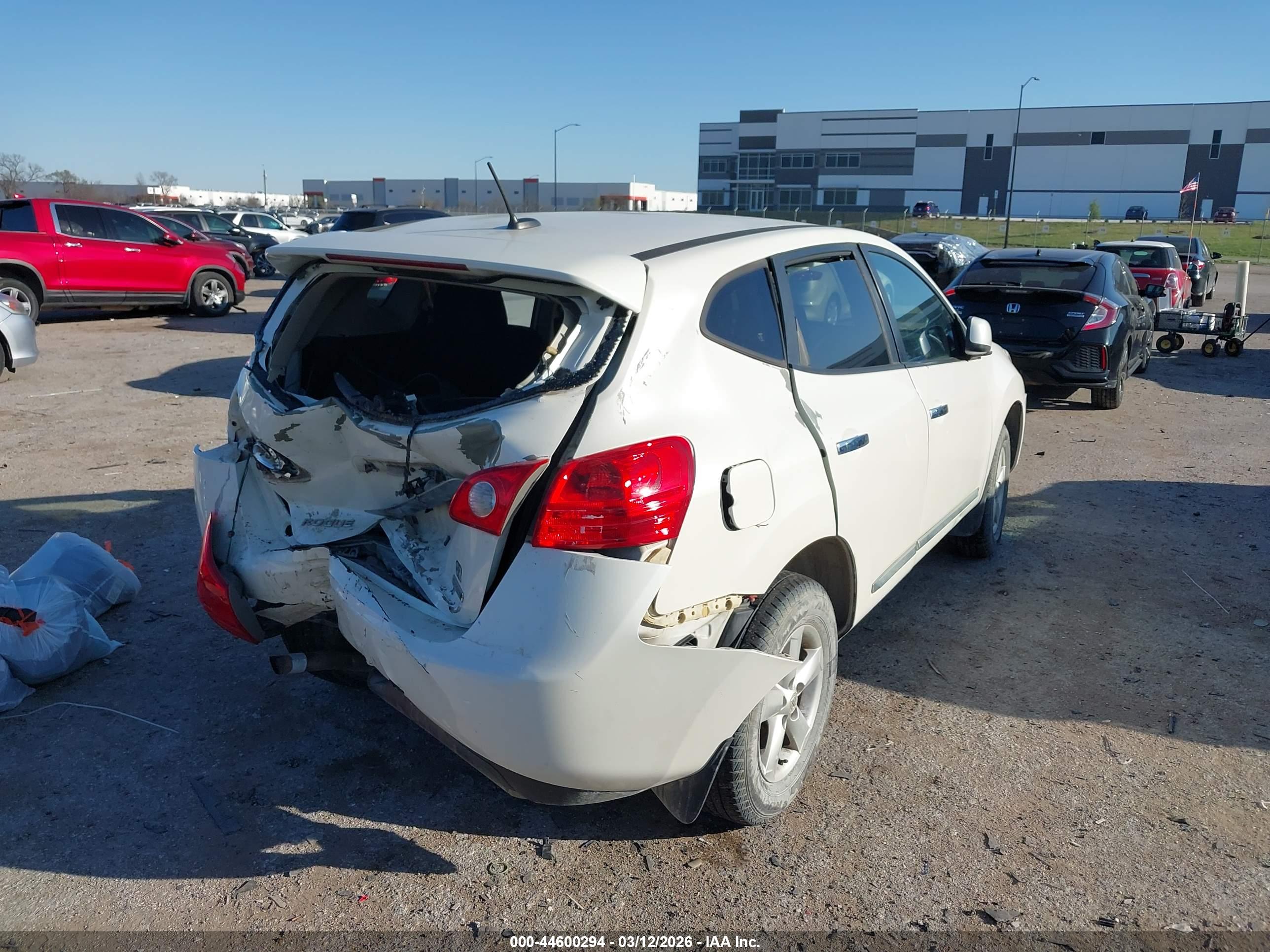 NISSAN ROGUE image 4