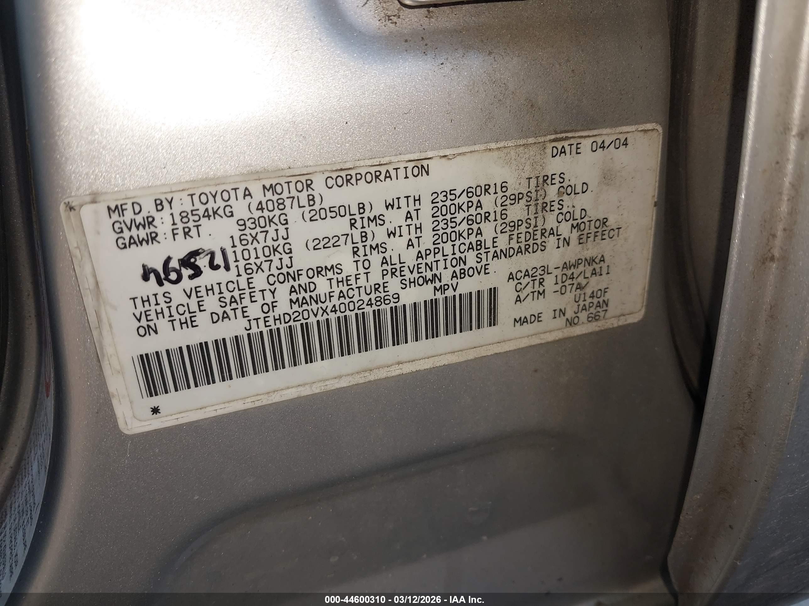 TOYOTA RAV4 image 9