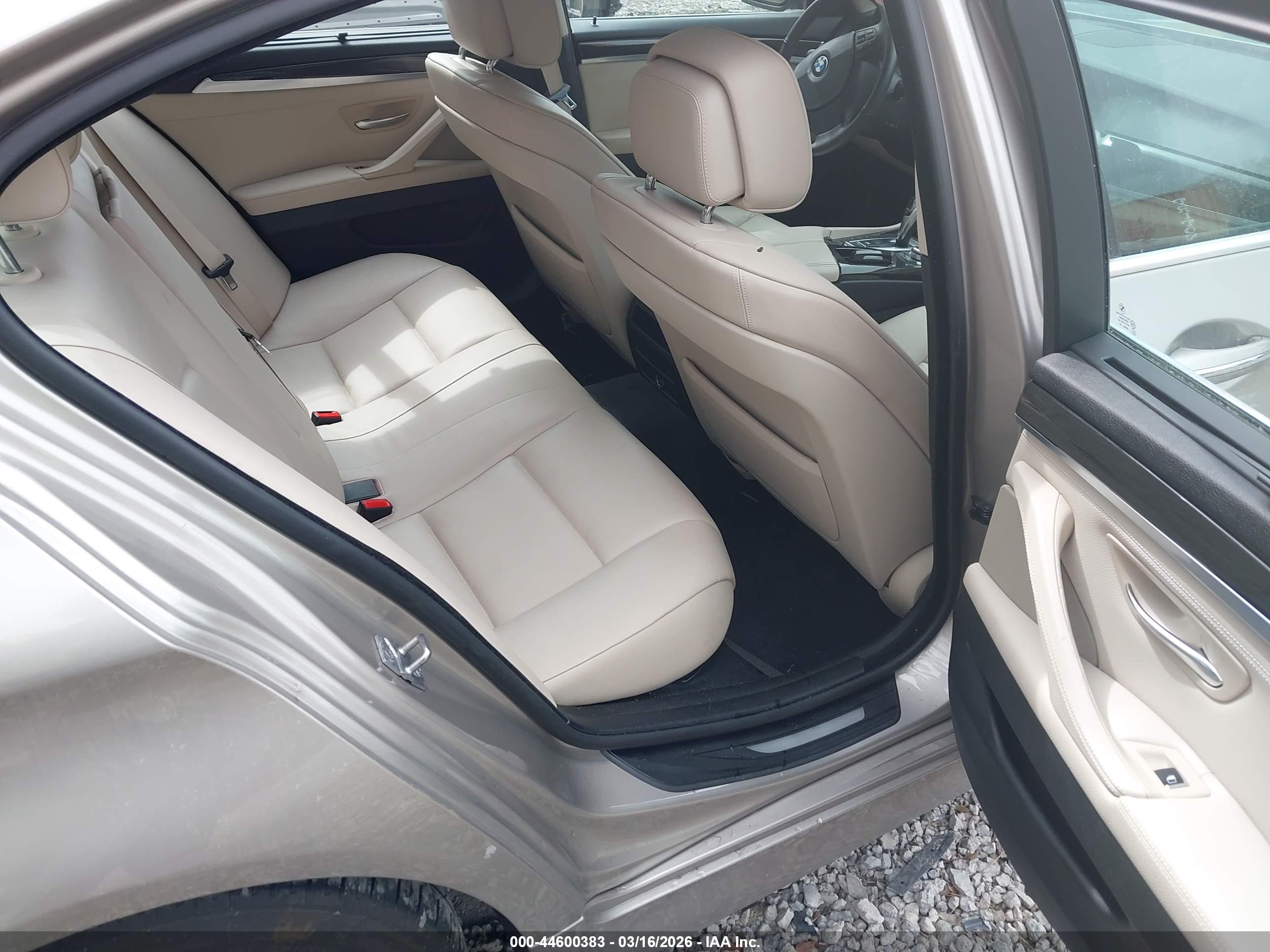BMW 535I image 8
