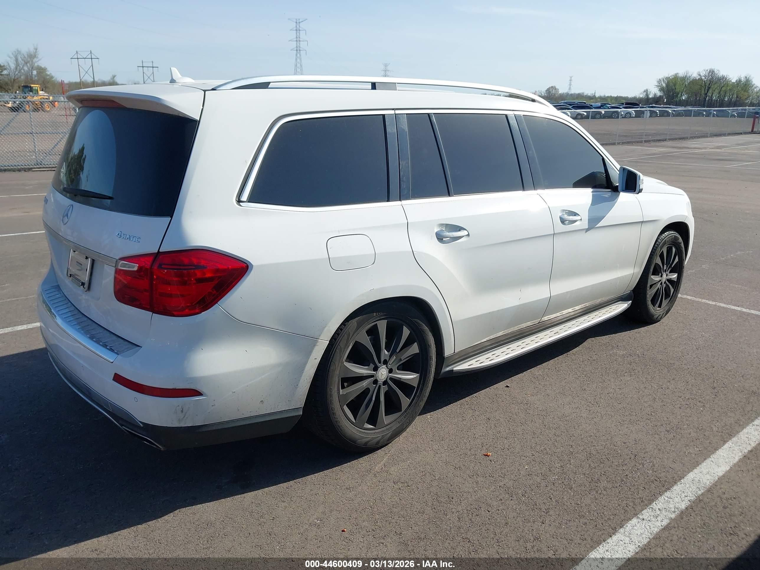 MERCEDES-BENZ GL image 4
