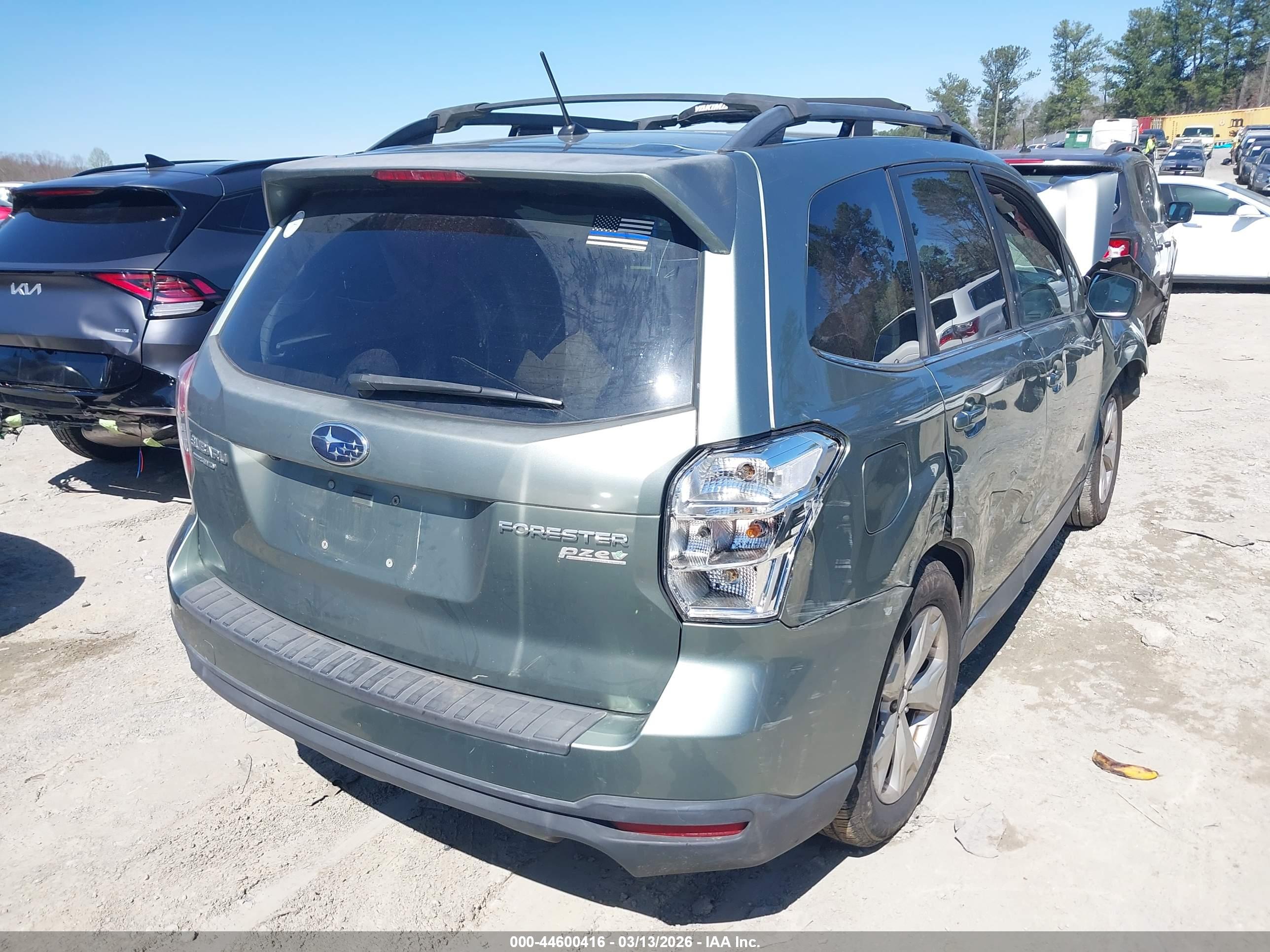 SUBARU FORESTER image 4