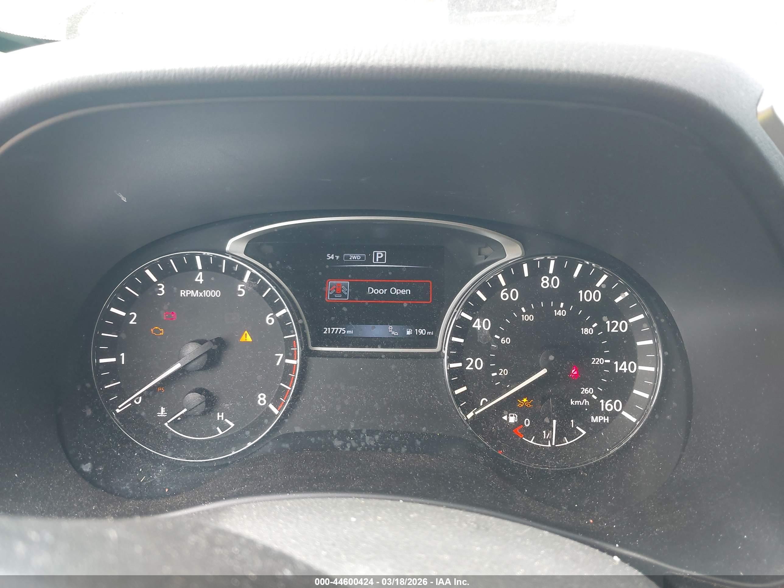 NISSAN PATHFINDER image 7