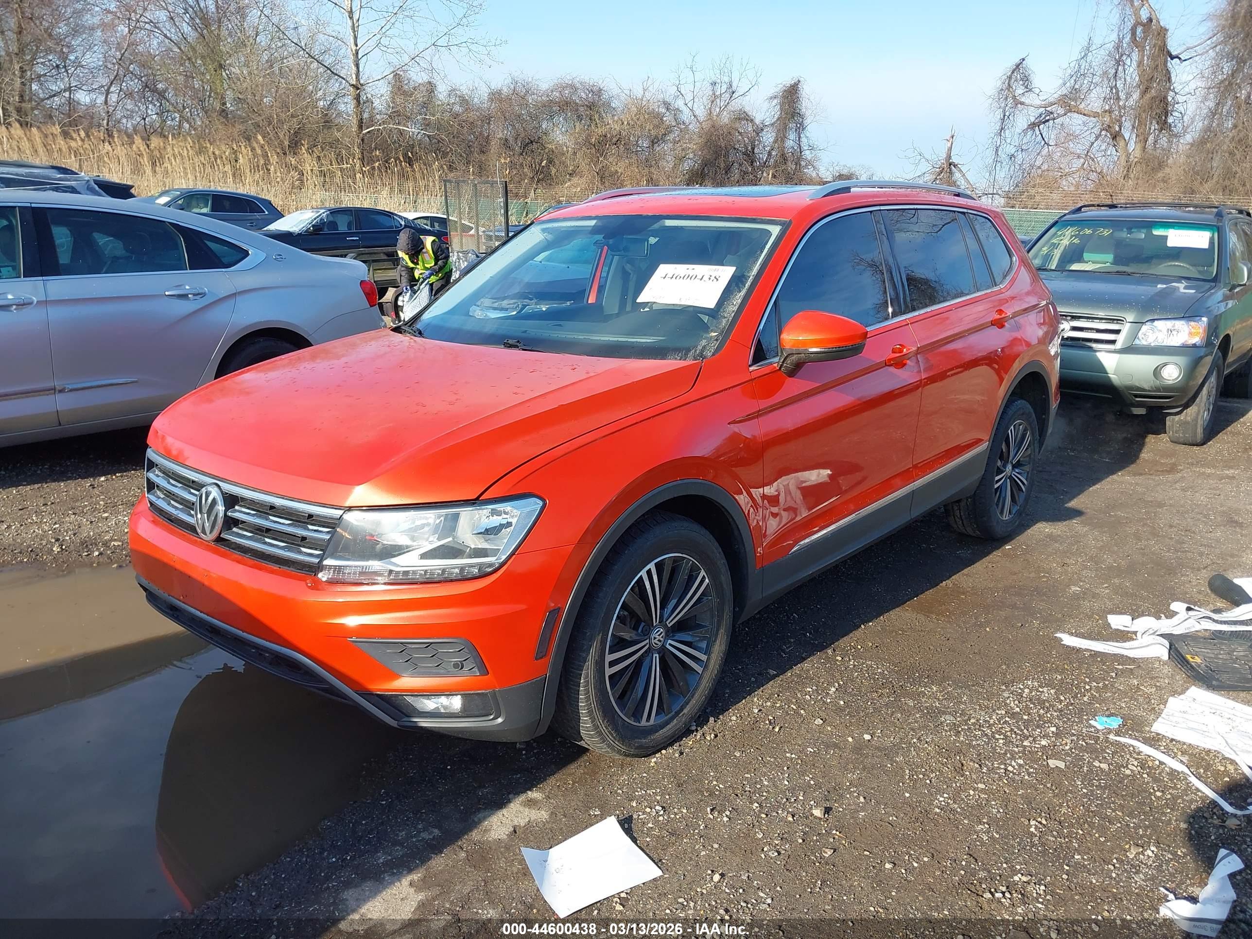 VOLKSWAGEN TIGUAN image 2