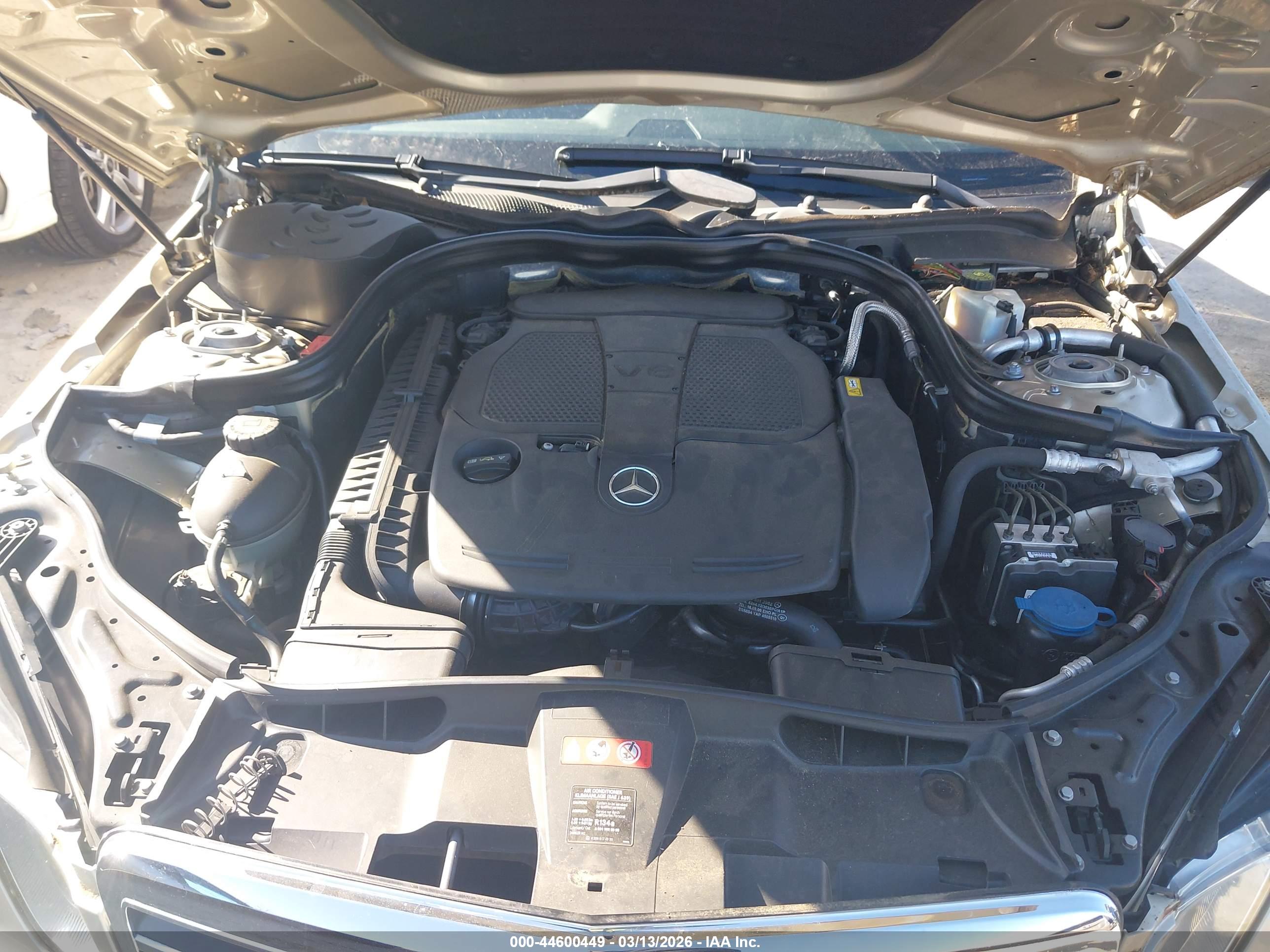 MERCEDES-BENZ E image 10