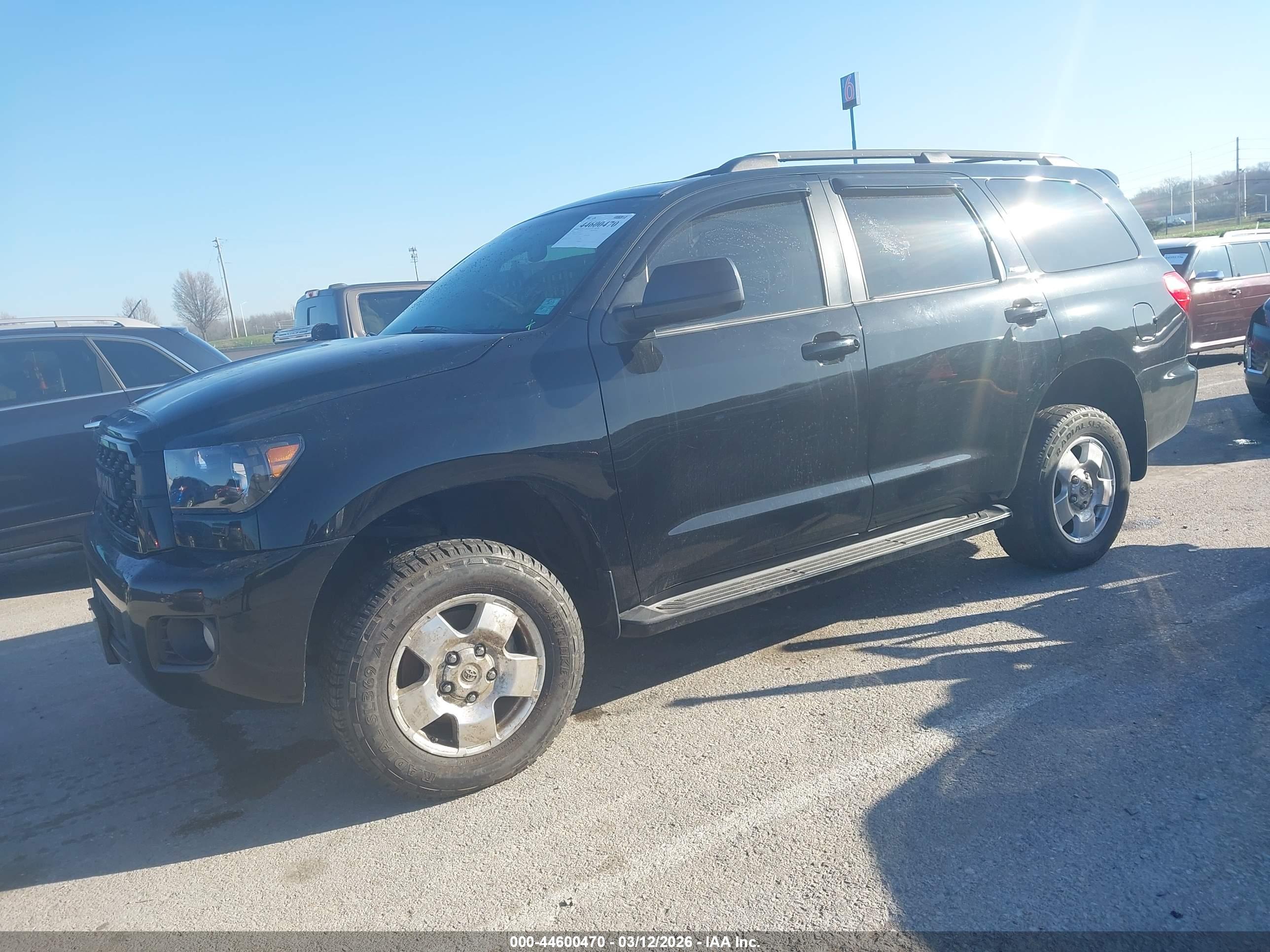 TOYOTA SEQUOIA image 2
