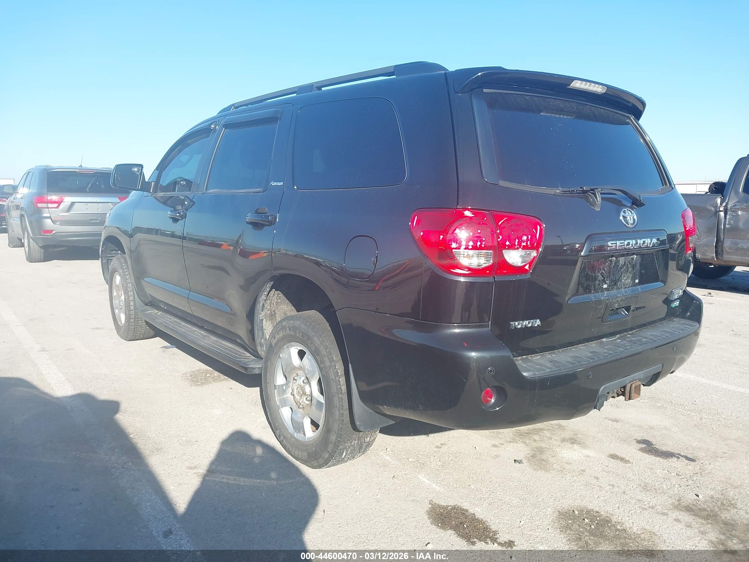 TOYOTA SEQUOIA image 3