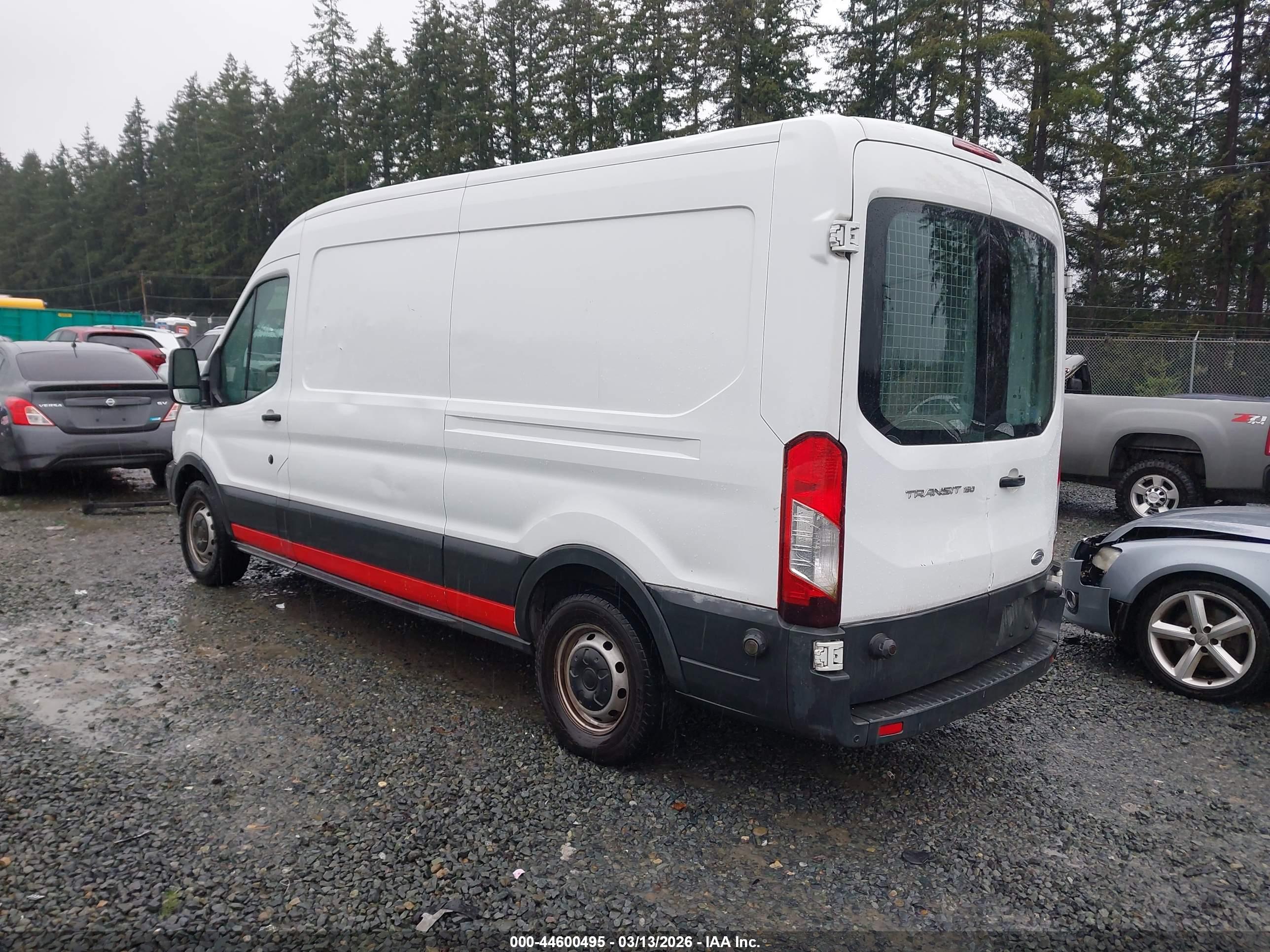 FORD TRANSIT-150 image 3