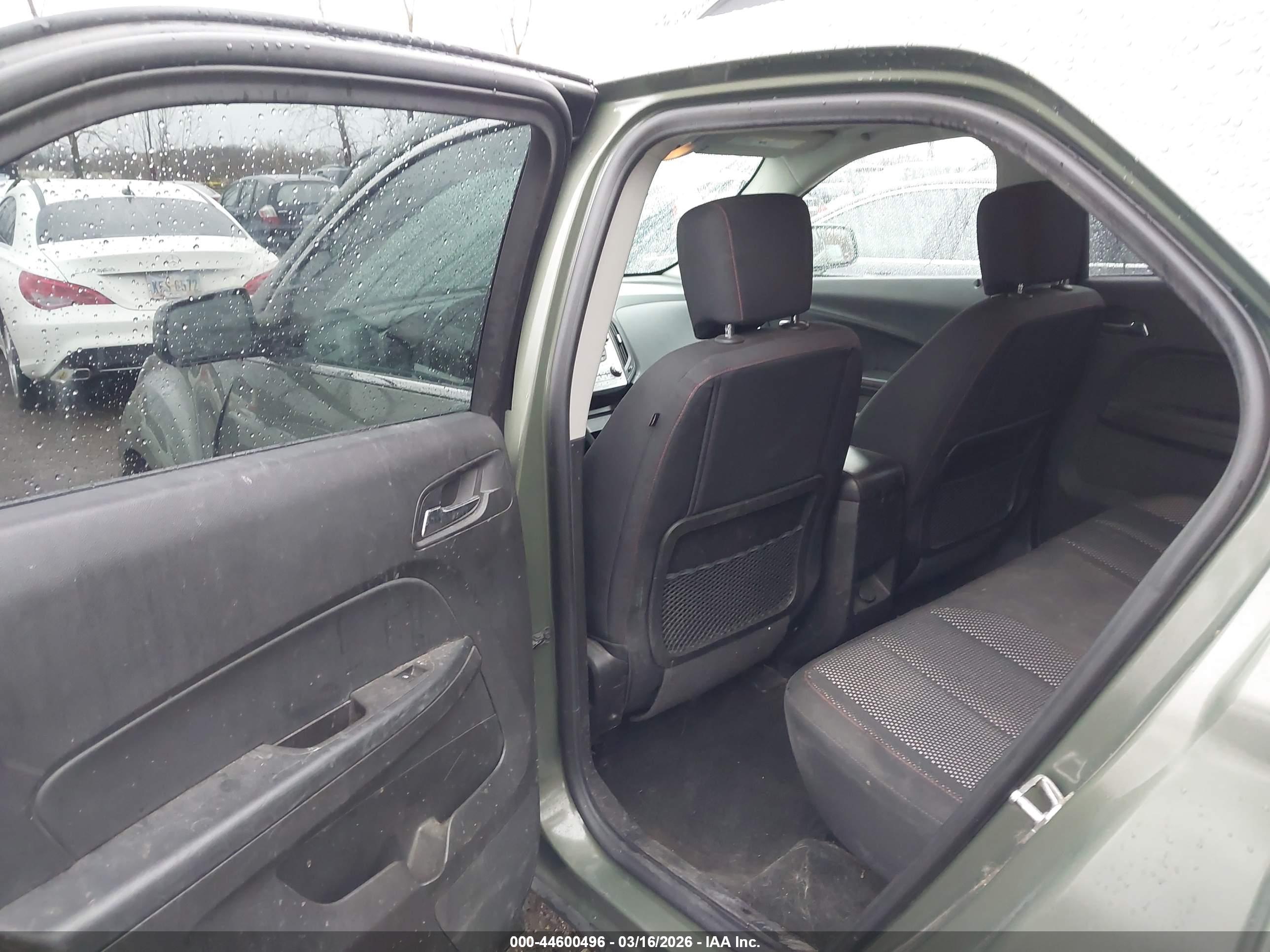 CHEVROLET EQUINOX image 8