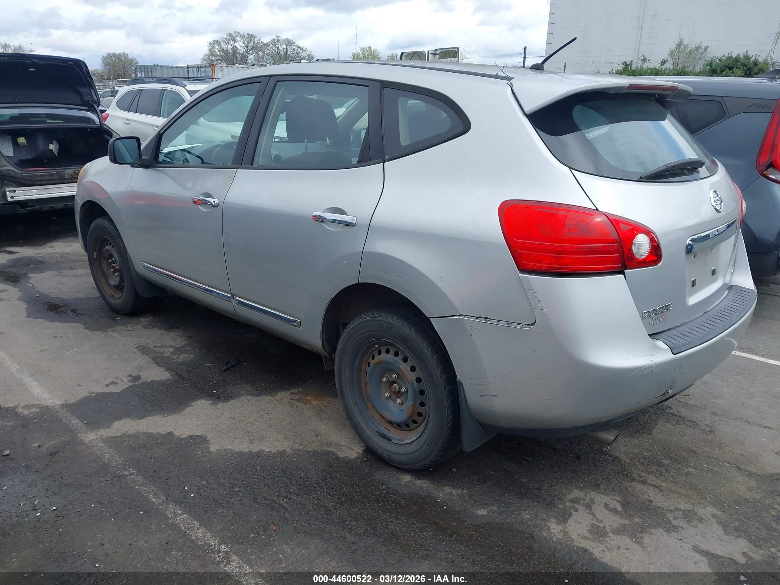 NISSAN ROGUE image 3
