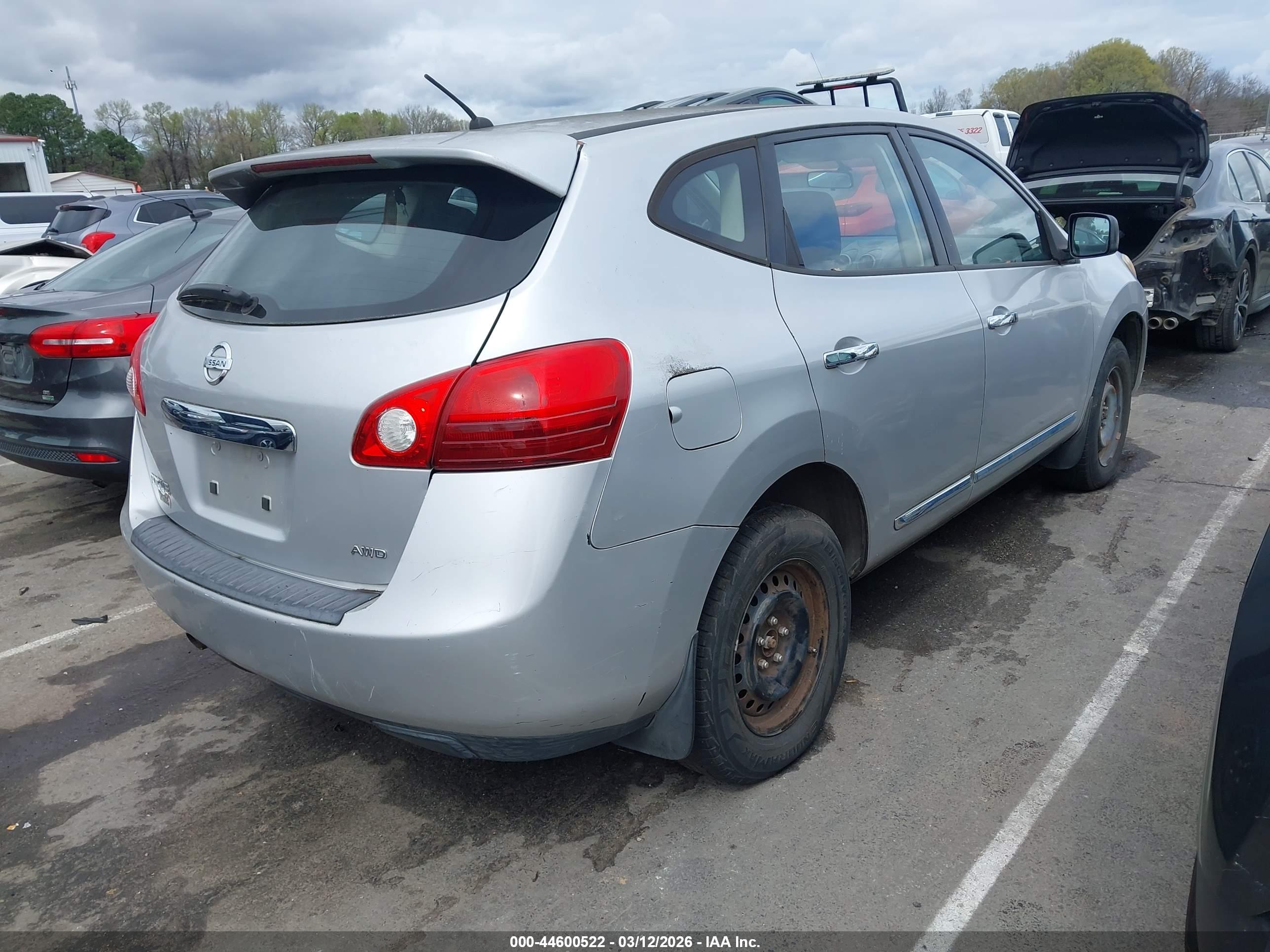 NISSAN ROGUE image 4