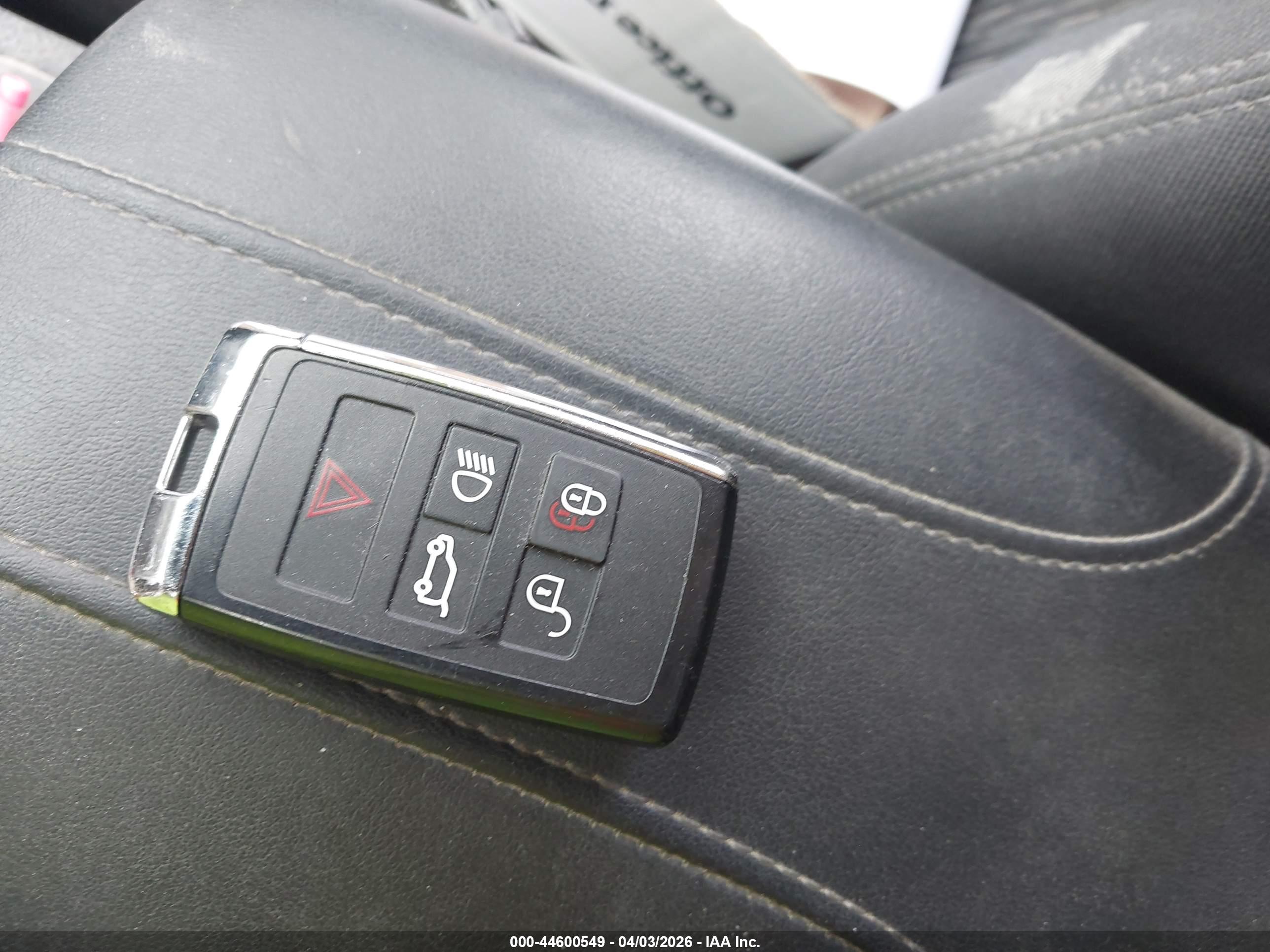 LAND ROVER image 11