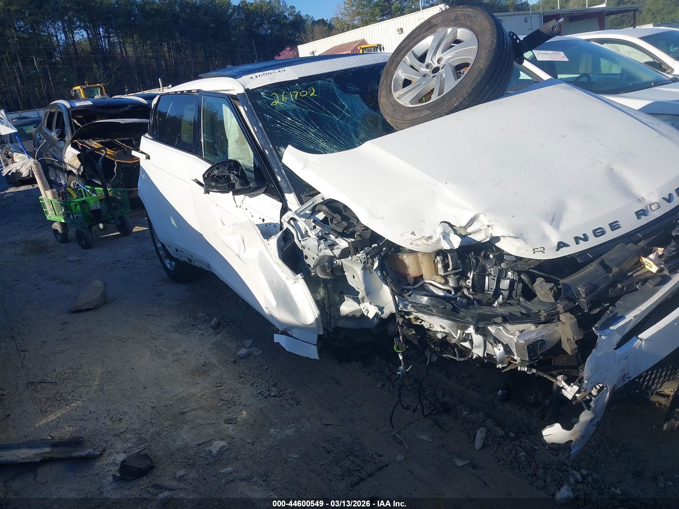 LAND ROVER image 6