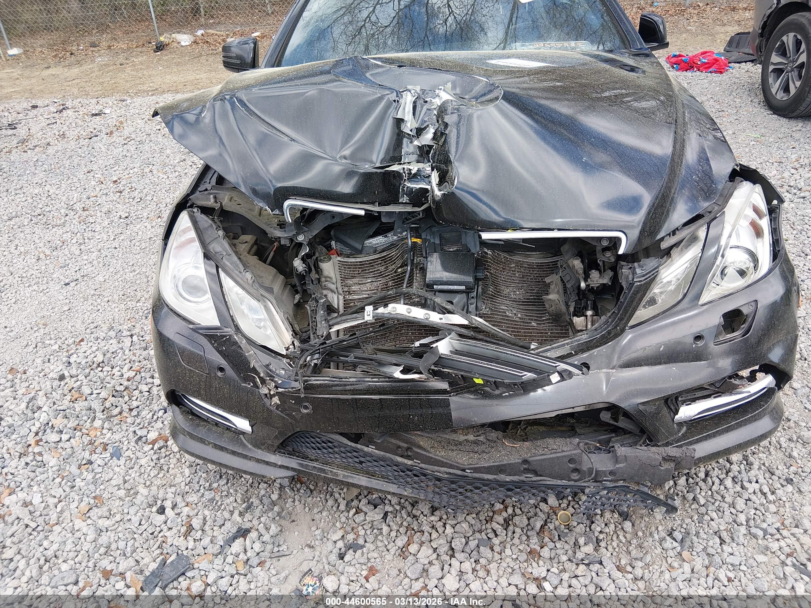 MERCEDES-BENZ E image 6