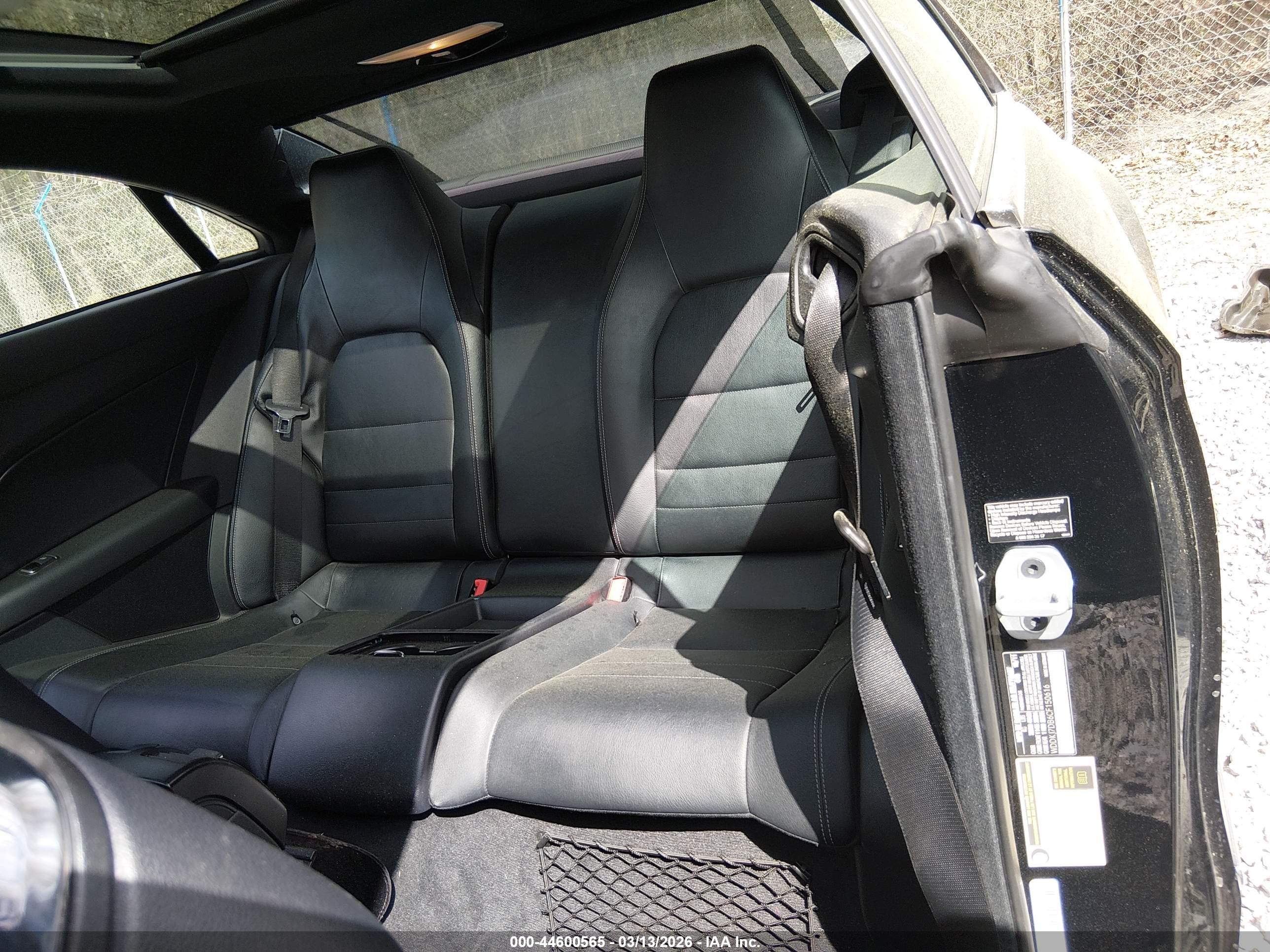 MERCEDES-BENZ E image 8