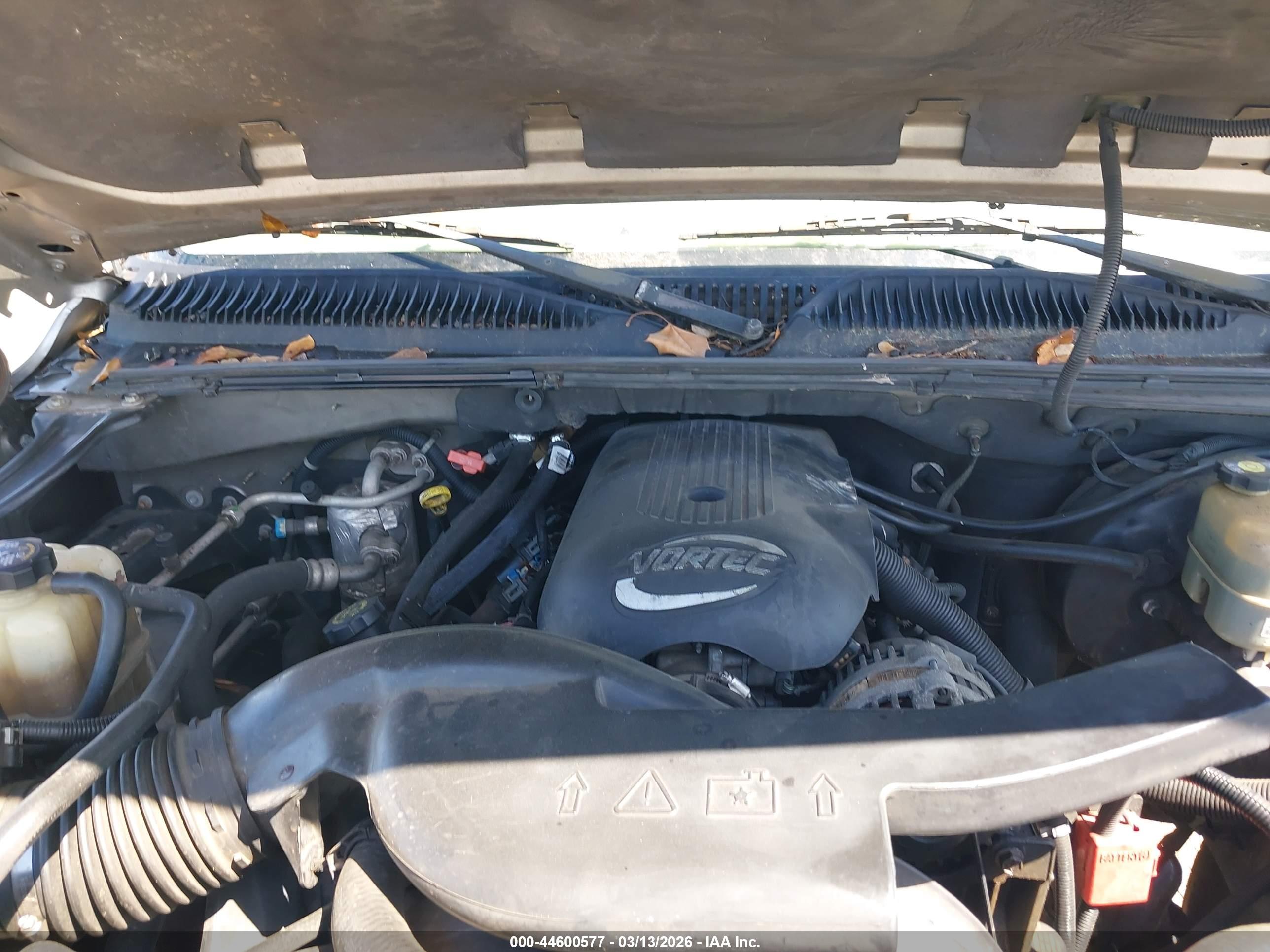 CHEVROLET SUBURBAN image 10