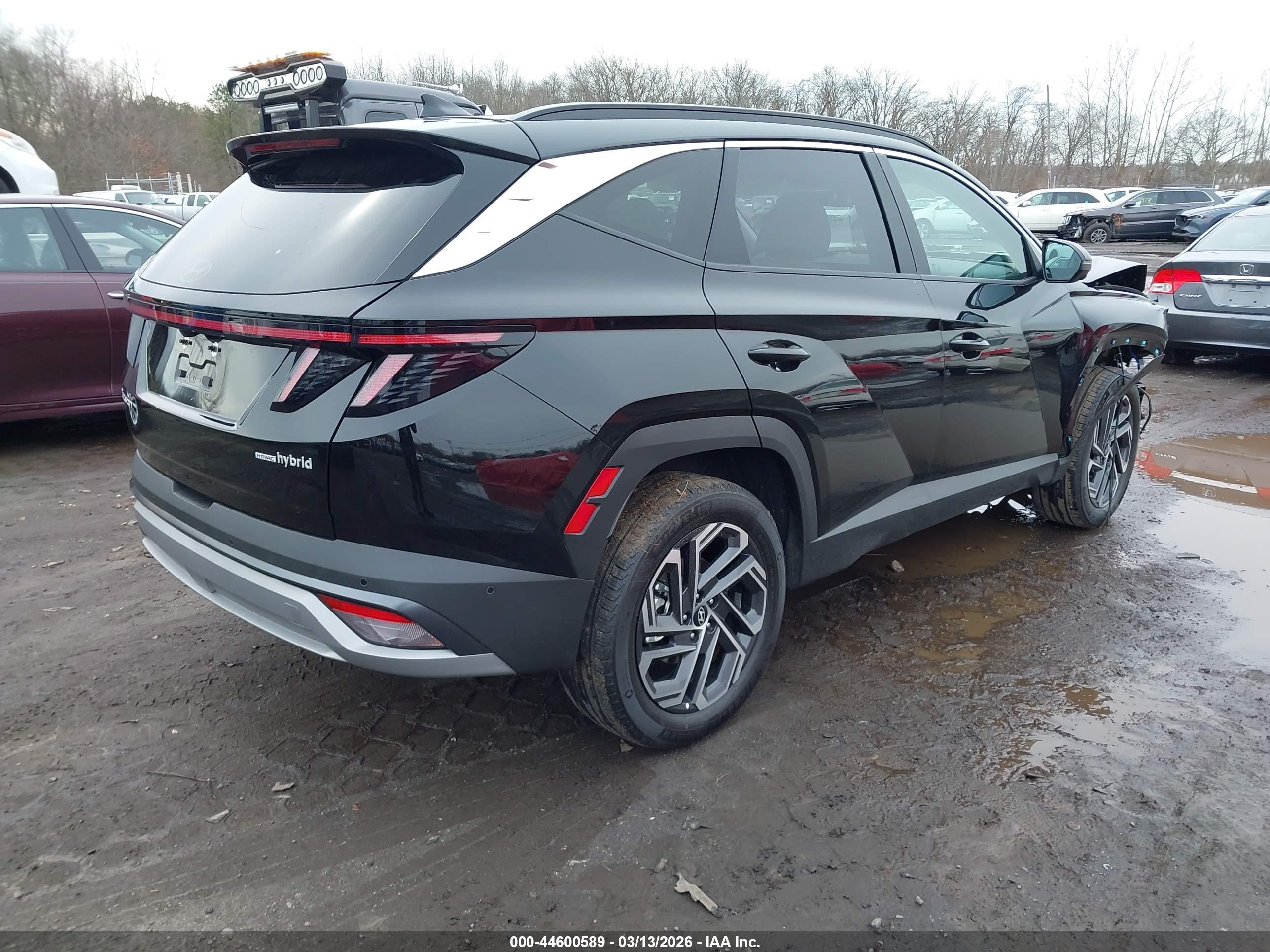 HYUNDAI TUCSON image 4