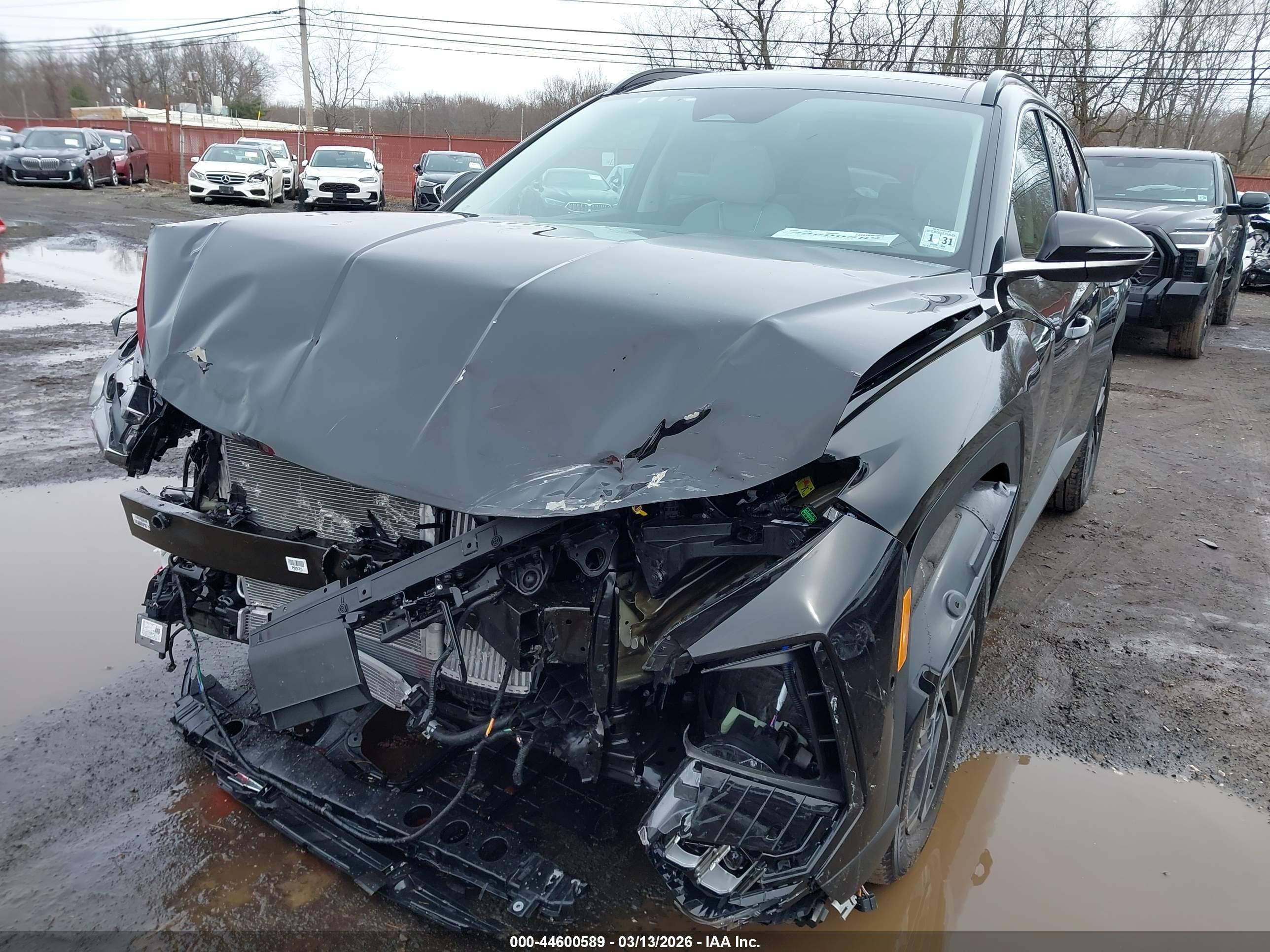 HYUNDAI TUCSON image 6