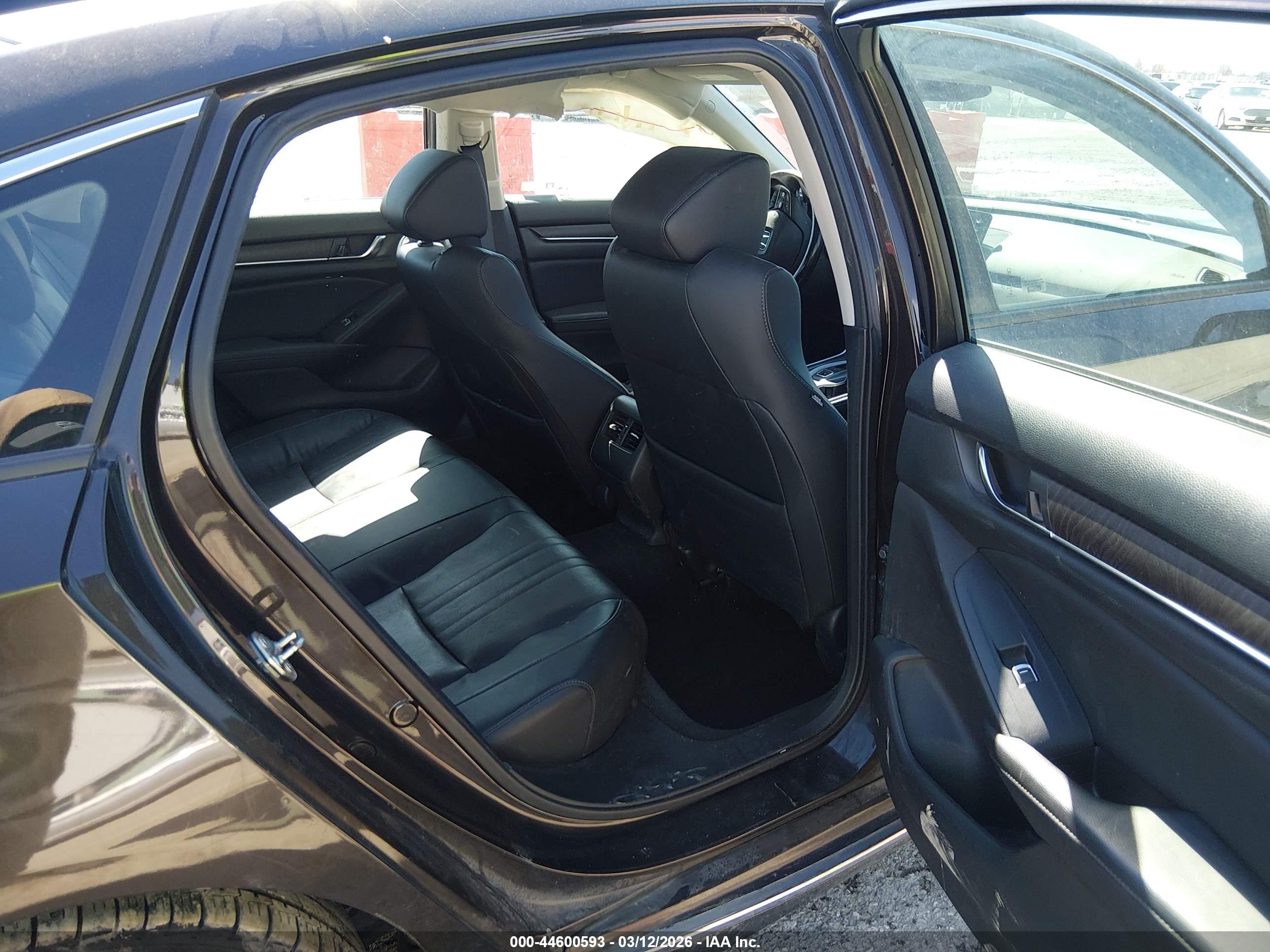 HONDA ACCORD image 8