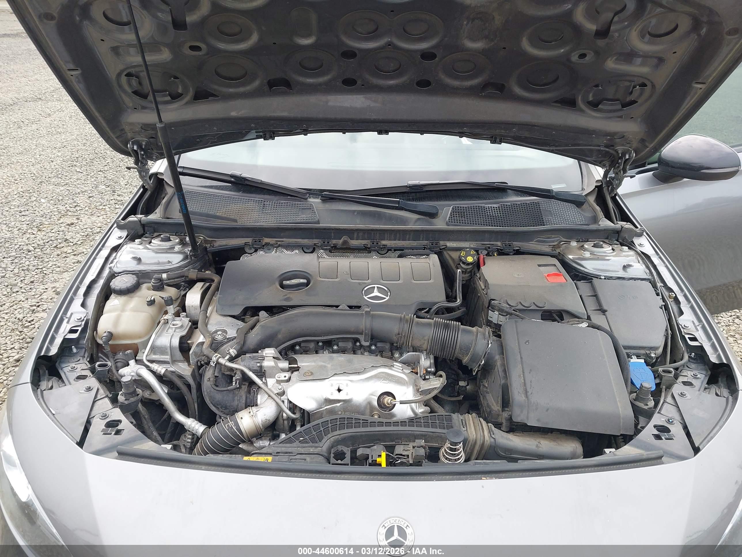 MERCEDES-BENZ A image 10