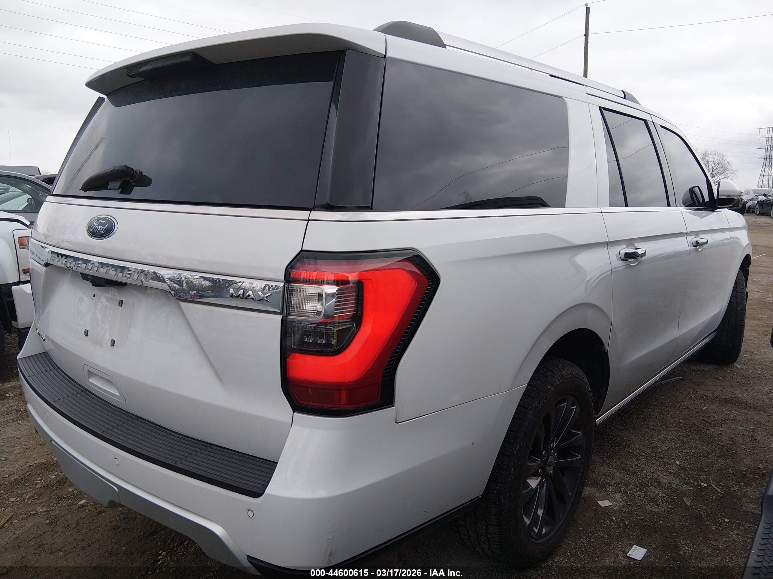 FORD EXPEDITION image 4