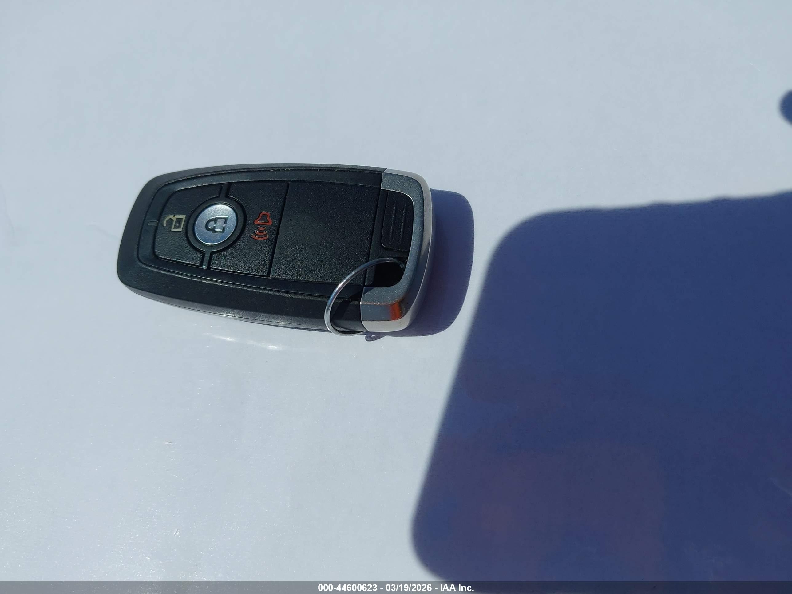 FORD ESCAPE image 11