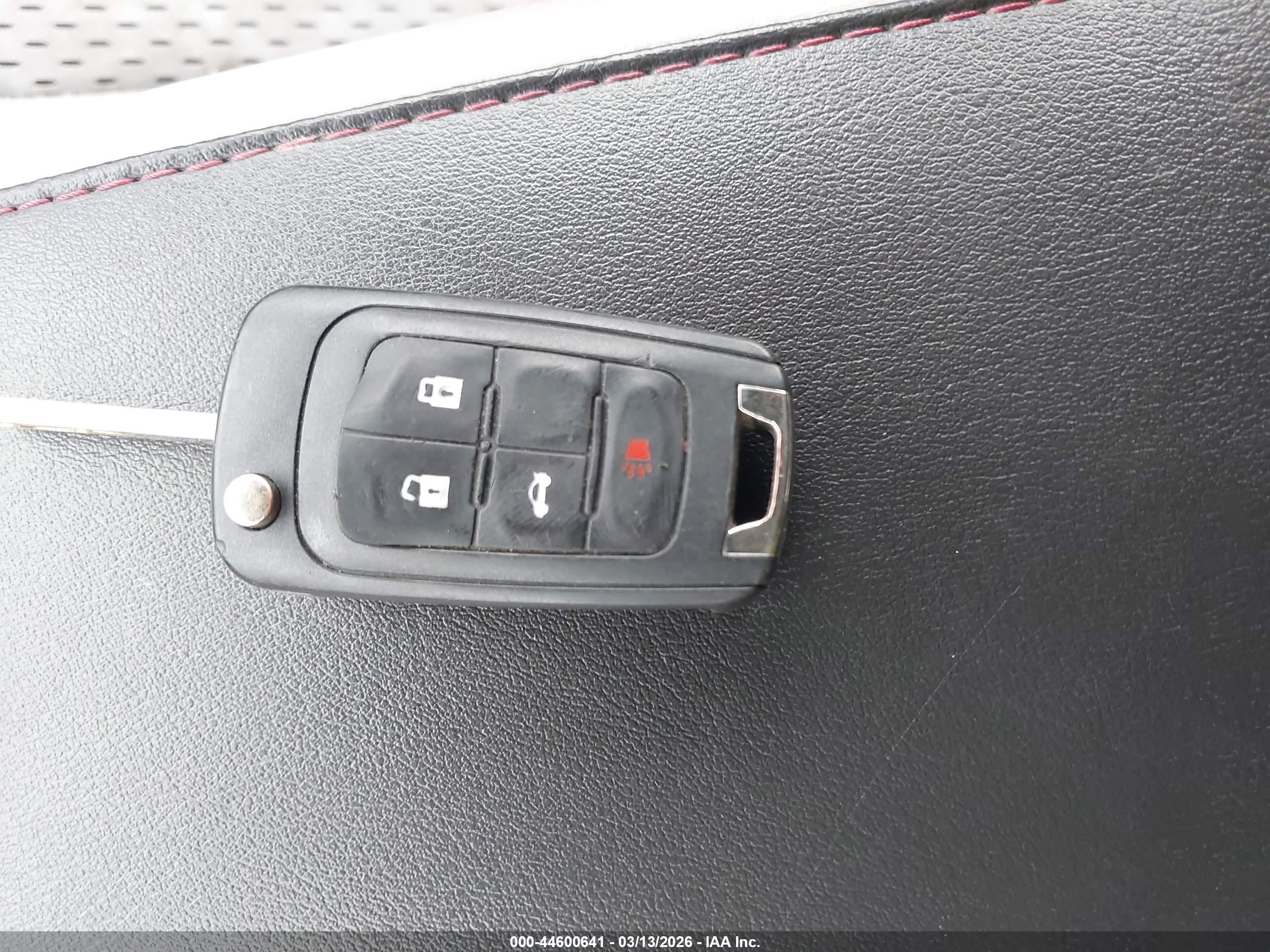 CHEVROLET EQUINOX image 11