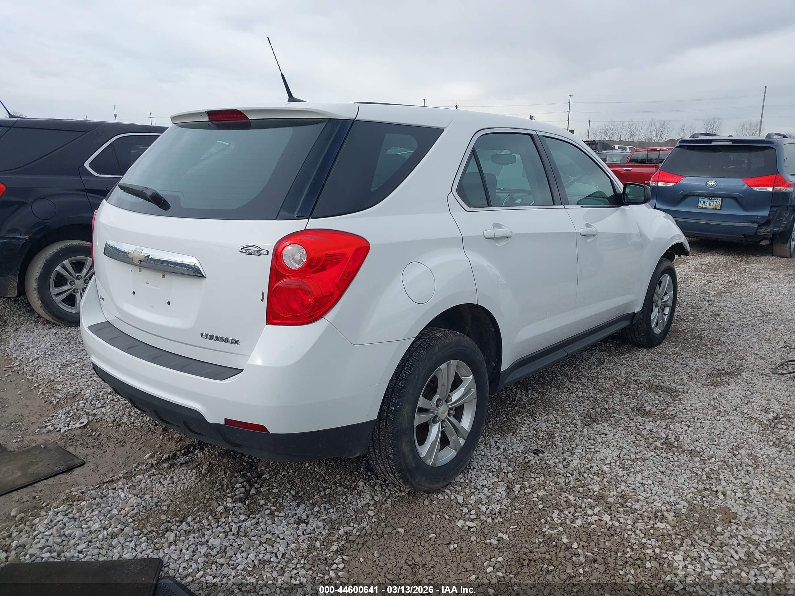 CHEVROLET EQUINOX image 4