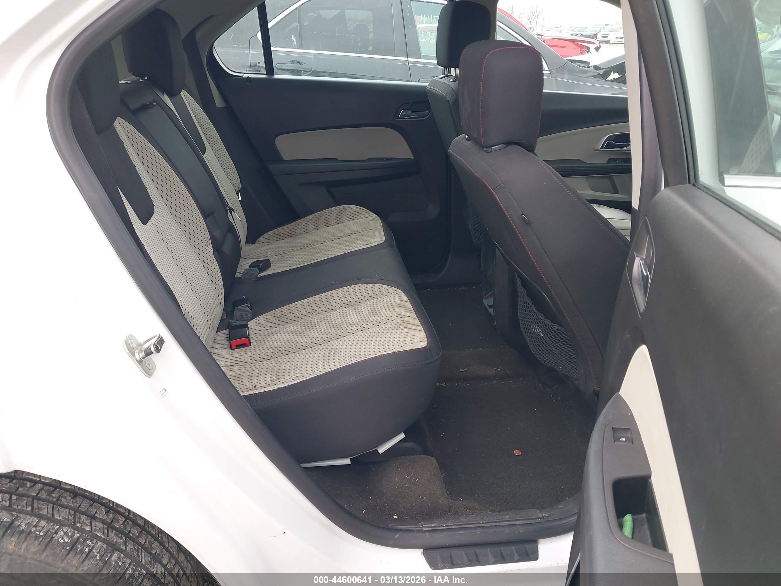 CHEVROLET EQUINOX image 8