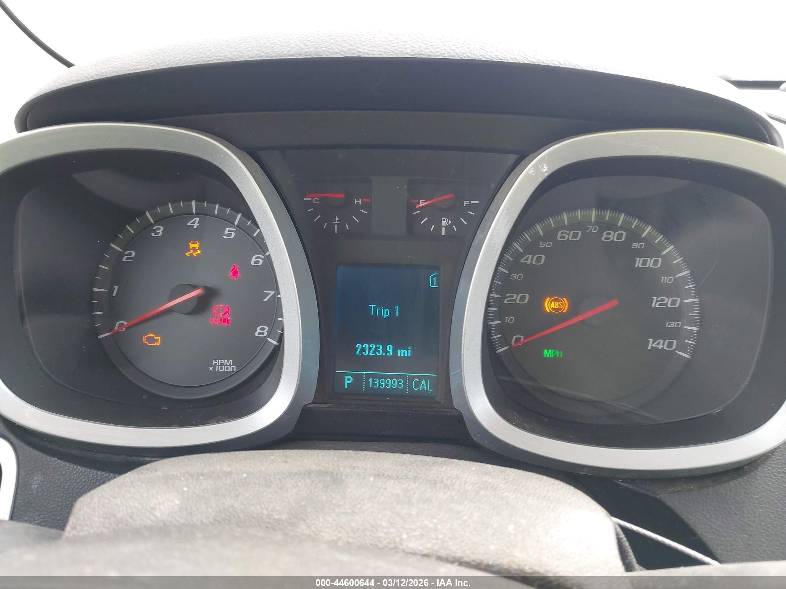 CHEVROLET EQUINOX image 7