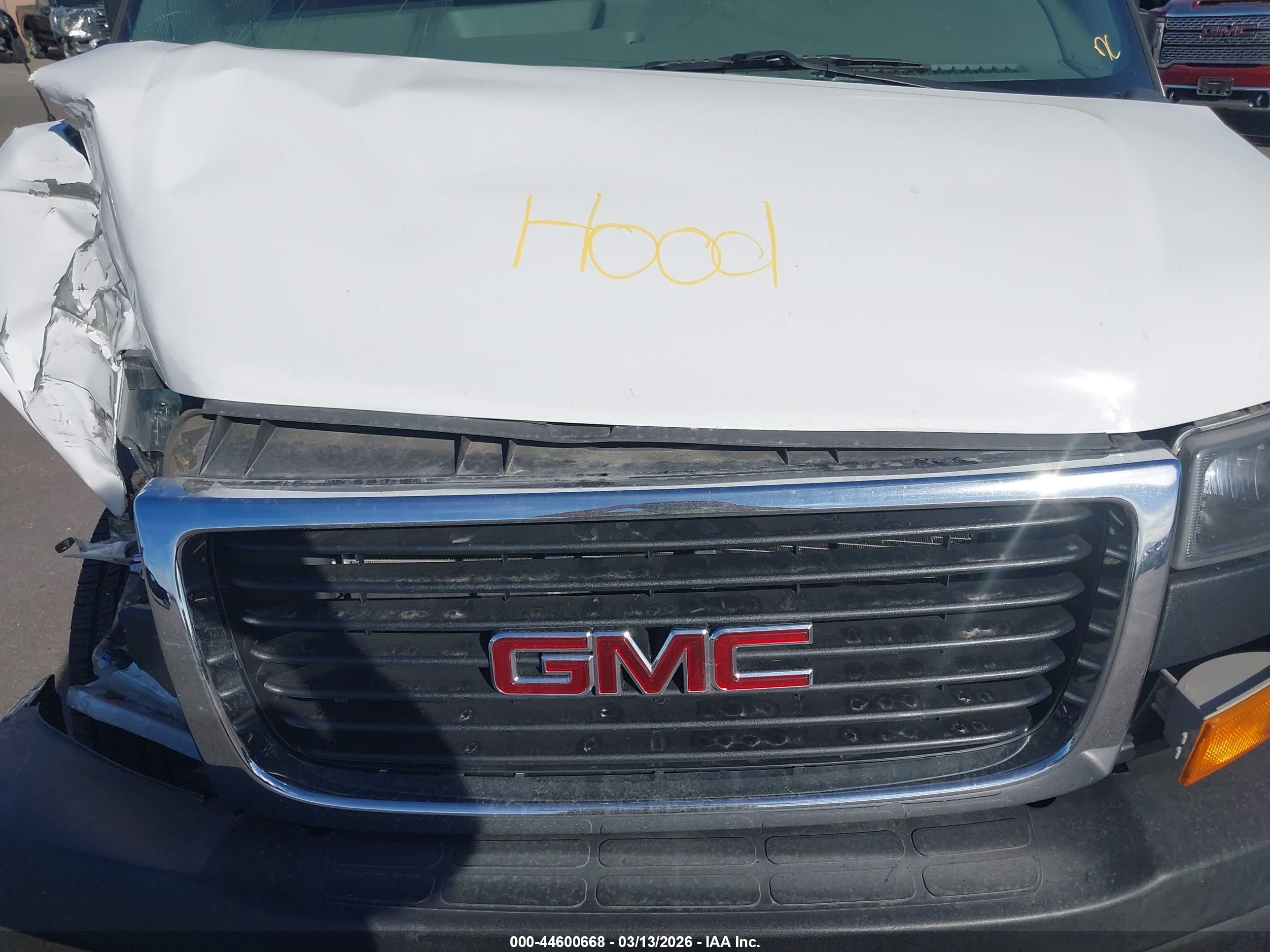 GMC SAVANA image 10