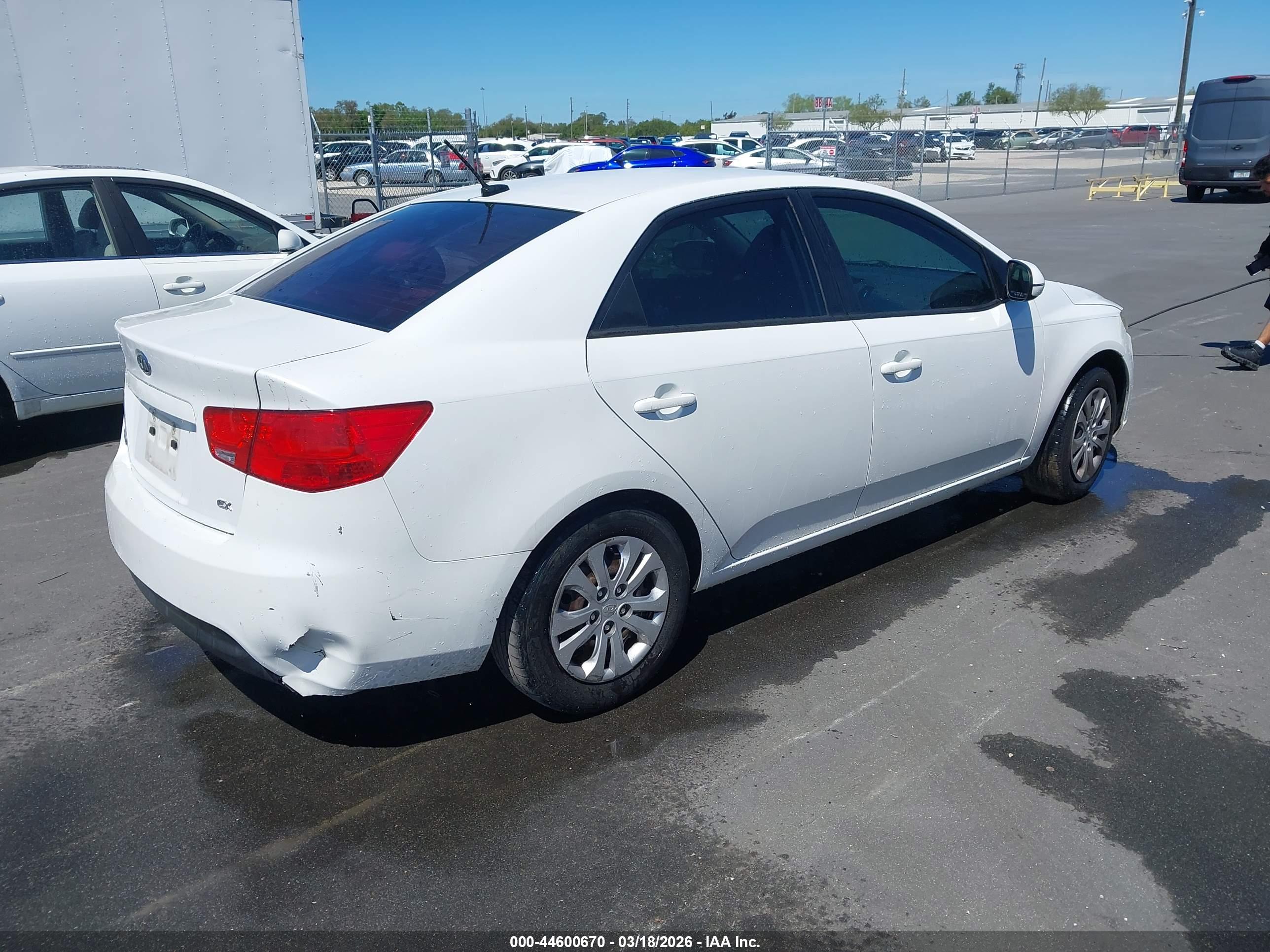 KIA FORTE image 4