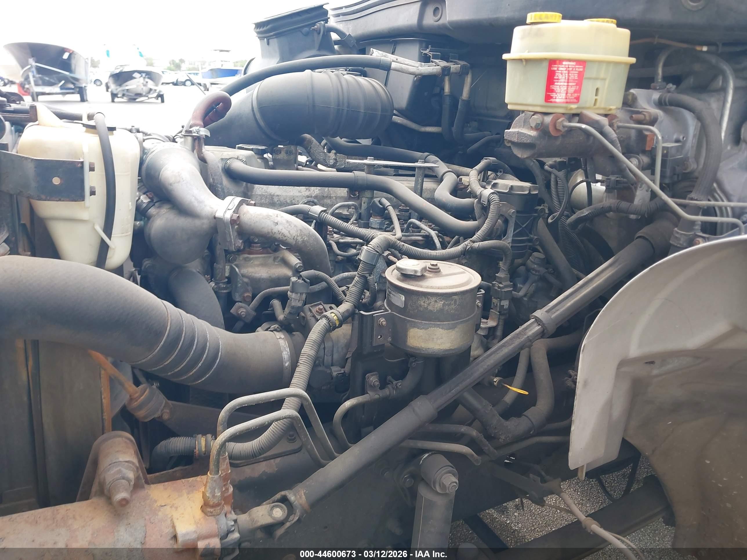 HINO 258 image 10