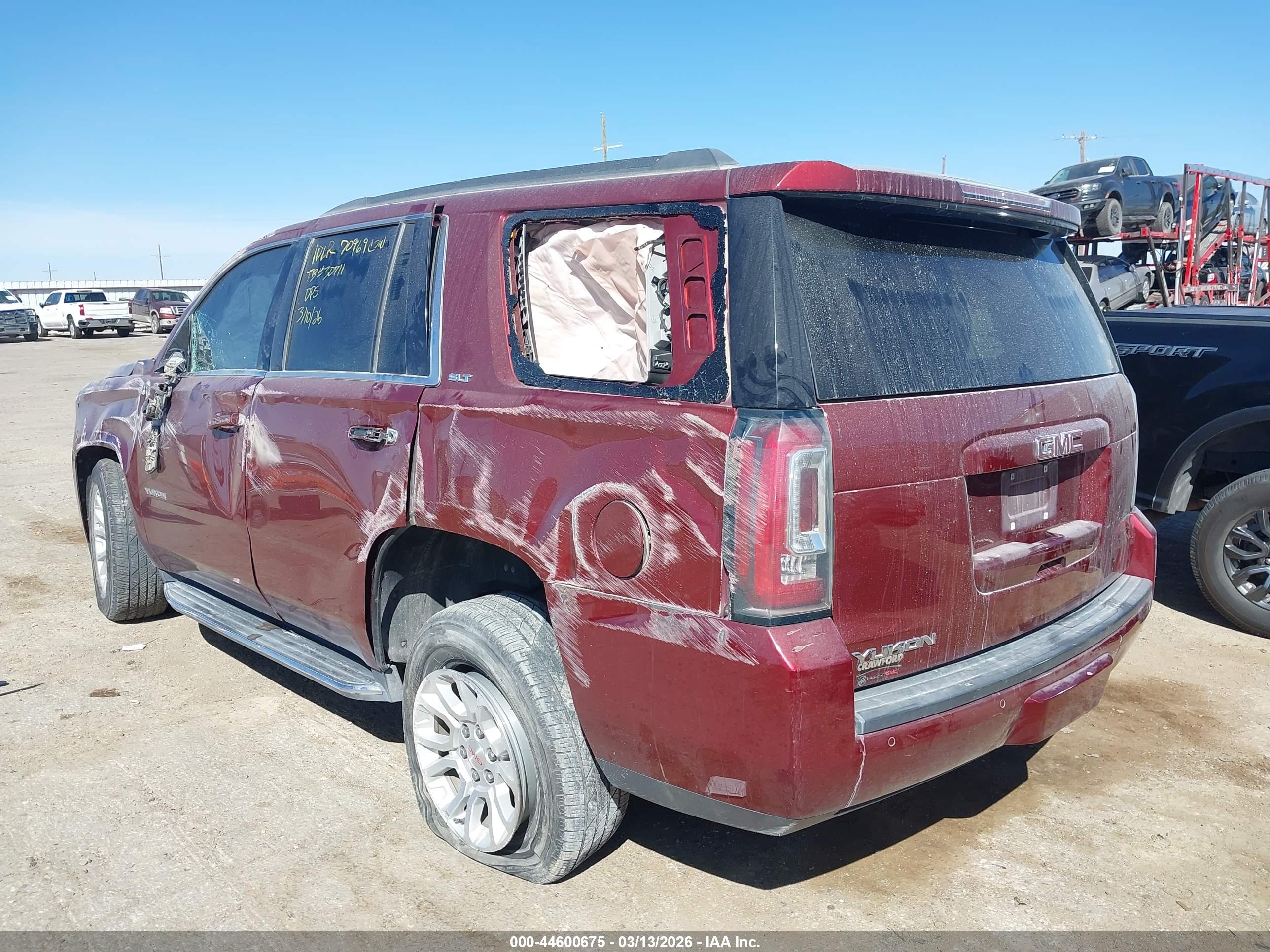 GMC YUKON image 3