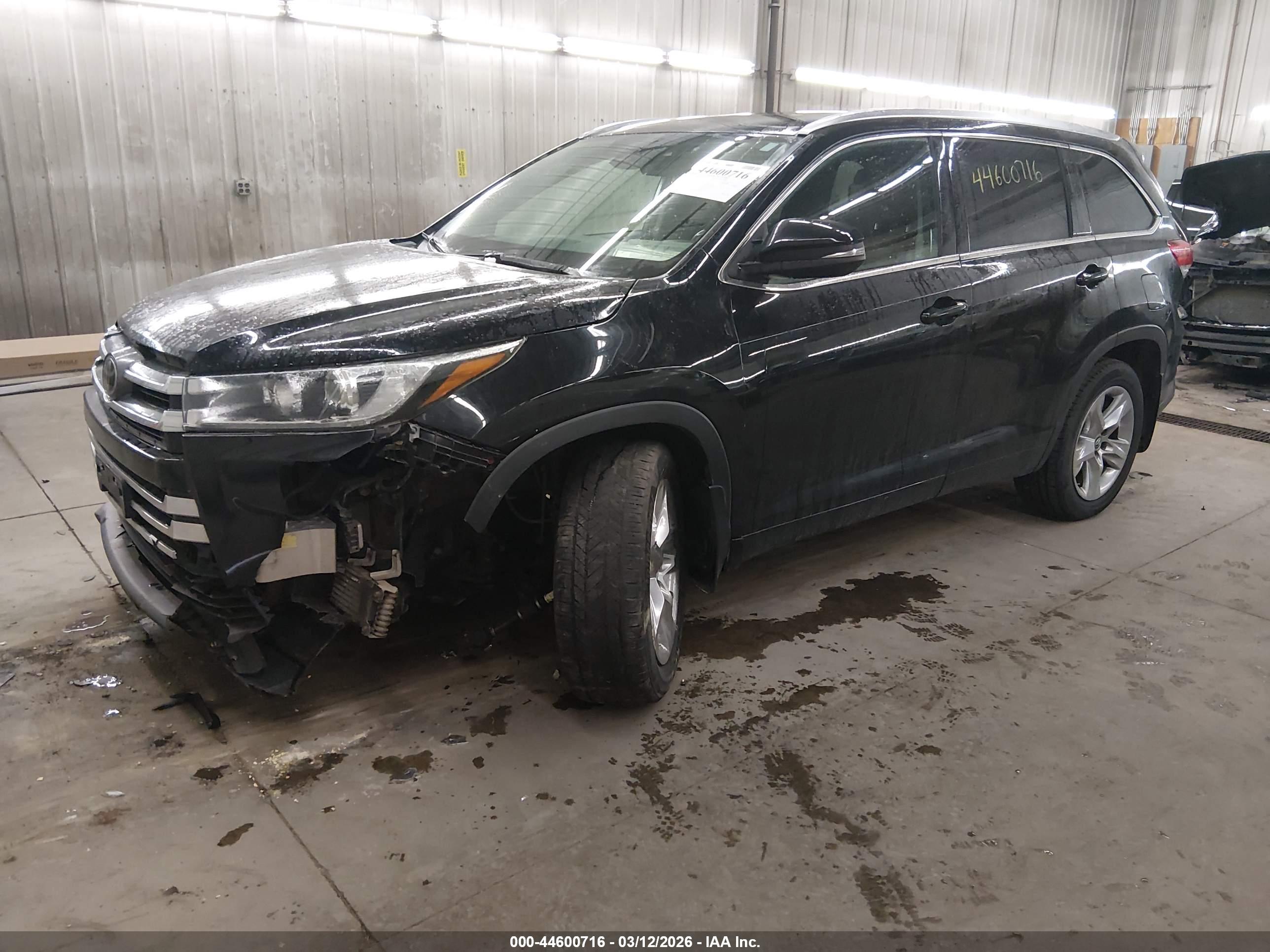 TOYOTA HIGHLANDER image 2