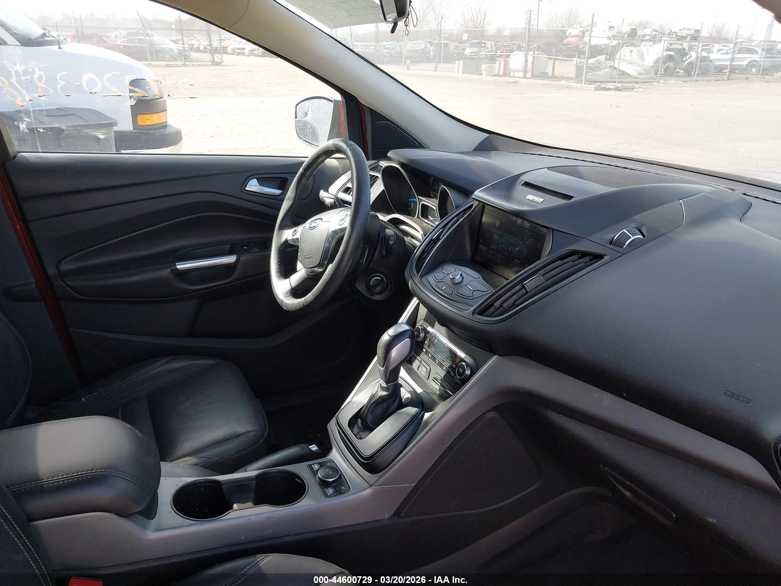 FORD ESCAPE image 5