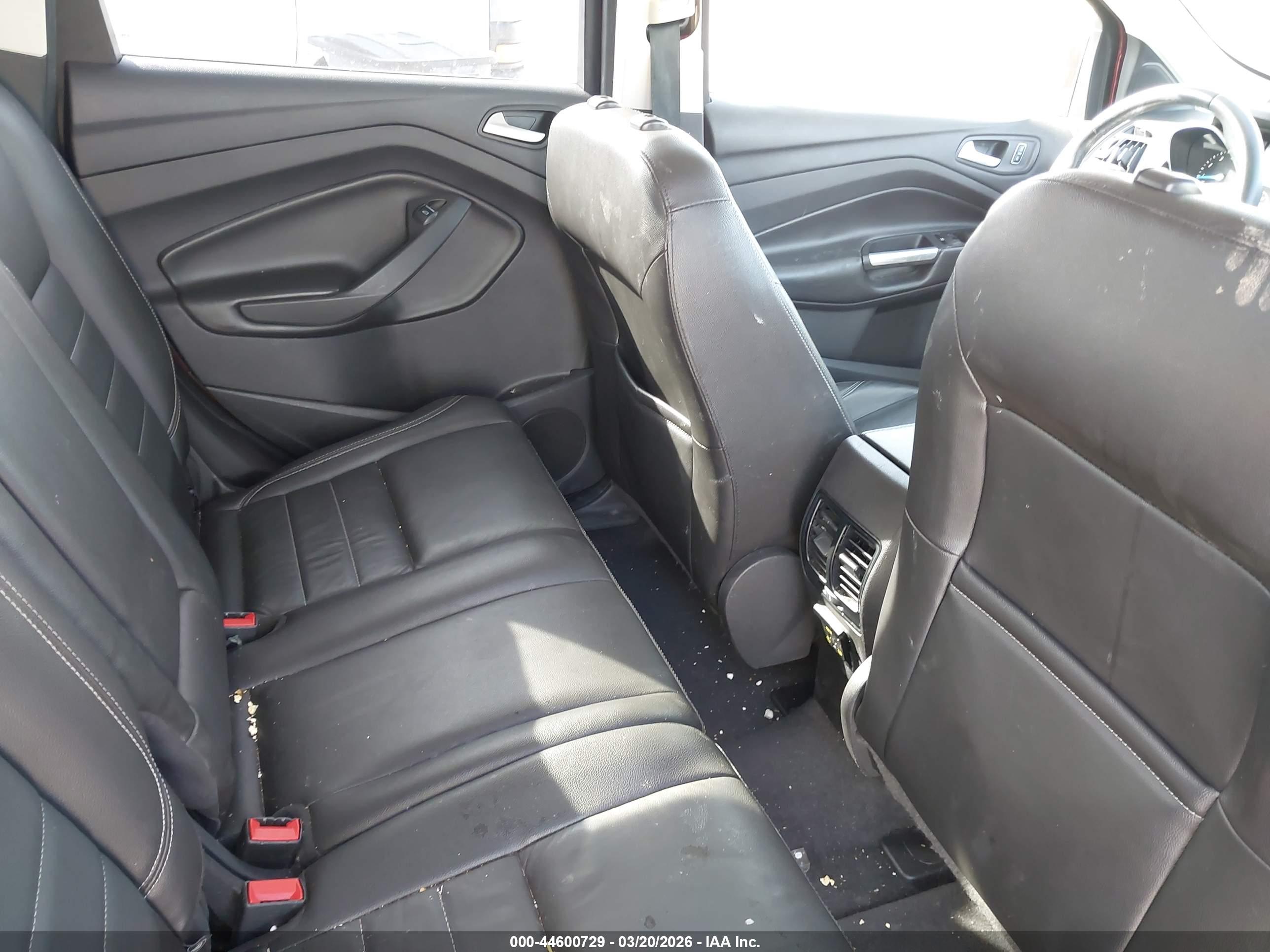 FORD ESCAPE image 8