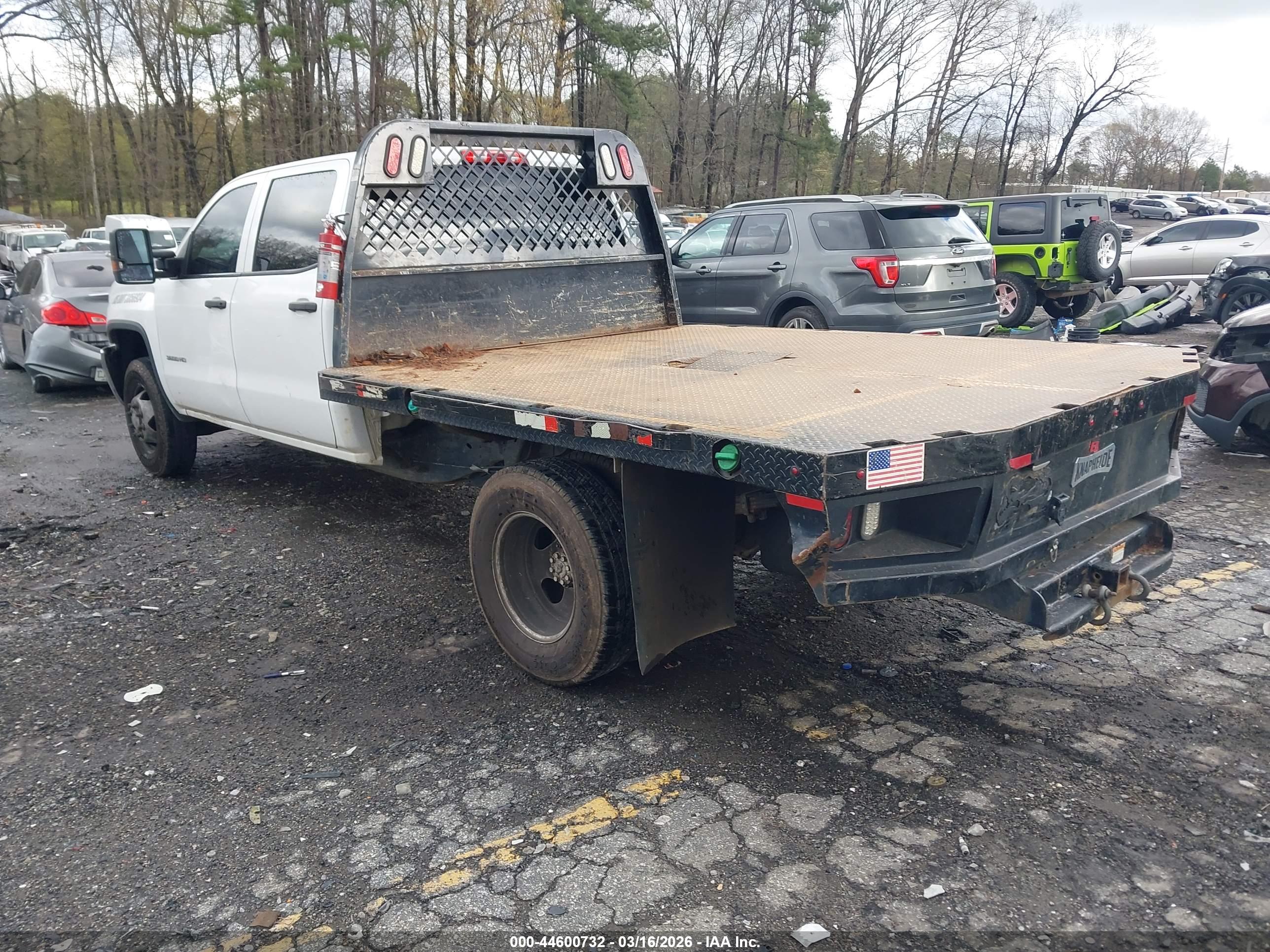 GMC SIERRA image 3