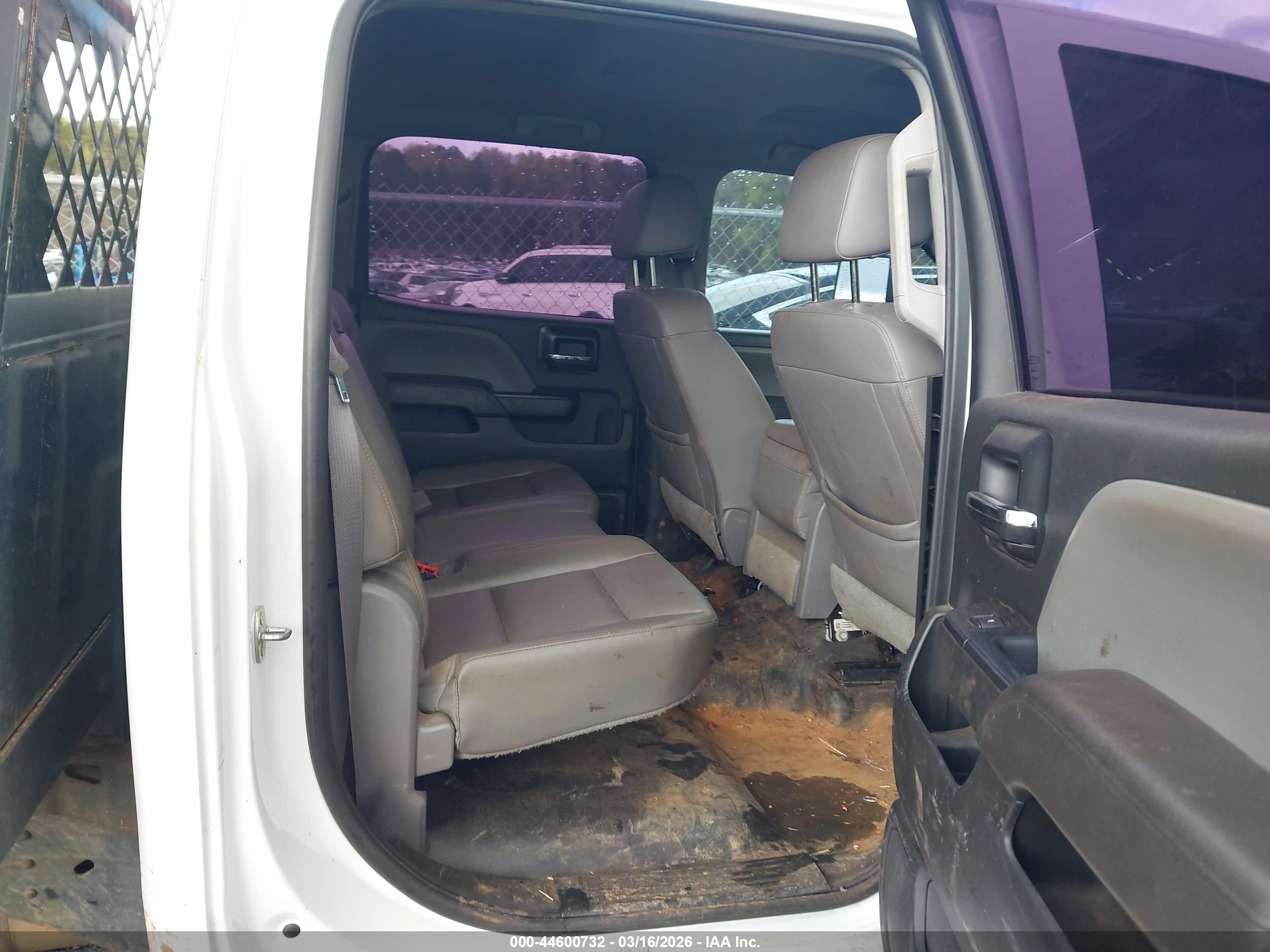 GMC SIERRA image 8